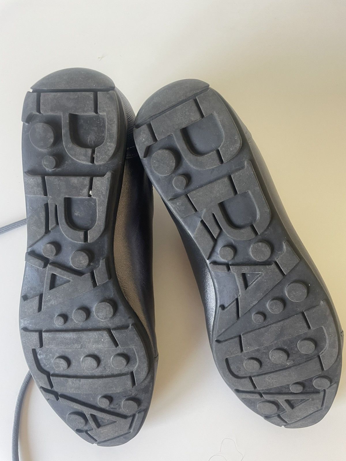 Prada Prada women’s leather sneakers in grey with original box Size US 7.5 / IT 37.5 - 6 Thumbnail