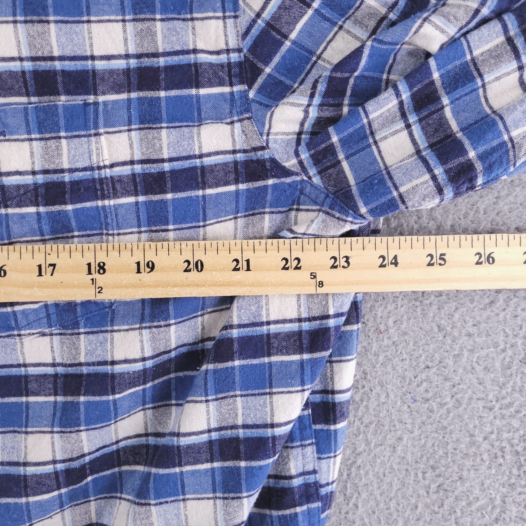Vintage LL Bean Shirt Mens XL Blue Fitted Flannel Check Long Sleeve Button-Up Shirt Size US XL / EU 56 / 4 - 5 Thumbnail