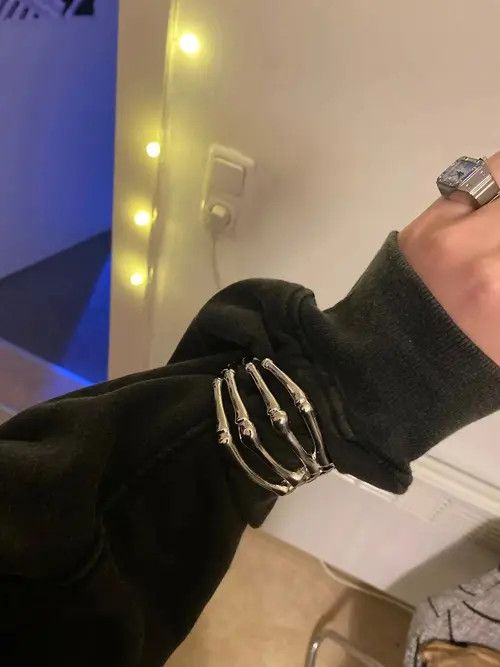 Jewelry Skeleton Hand Cuff Bracelet Size ONE SIZE - 2 Thumbnail