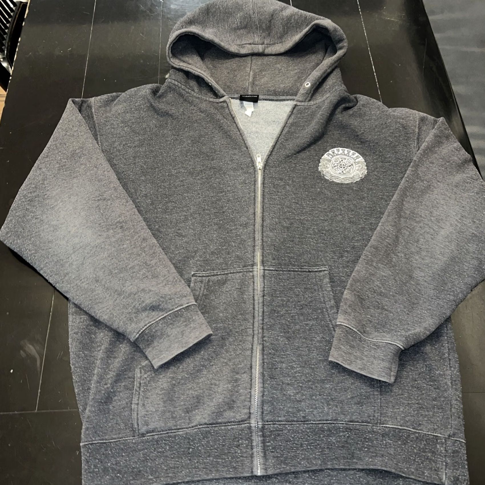 Vintage VINTAGE Santa Cruz Hoodie Sweatshirt L Gray Solid Logo Graphic Print Men Skater Beach Nautical USA Aloha 90s Style Mens Size US L / EU 52-54 / 3 - 3 Thumbnail