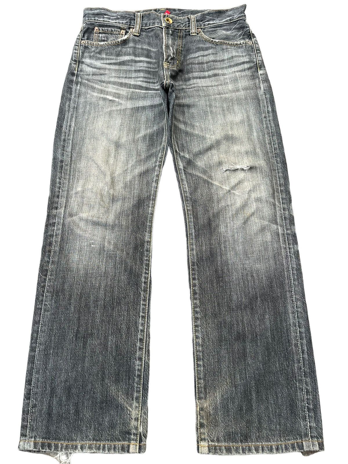 Undercover Vintage Japanese Brand Uniqlo Distressed Loose Fit Jeans Size US 32 / EU 48 - 1 Thumbnail