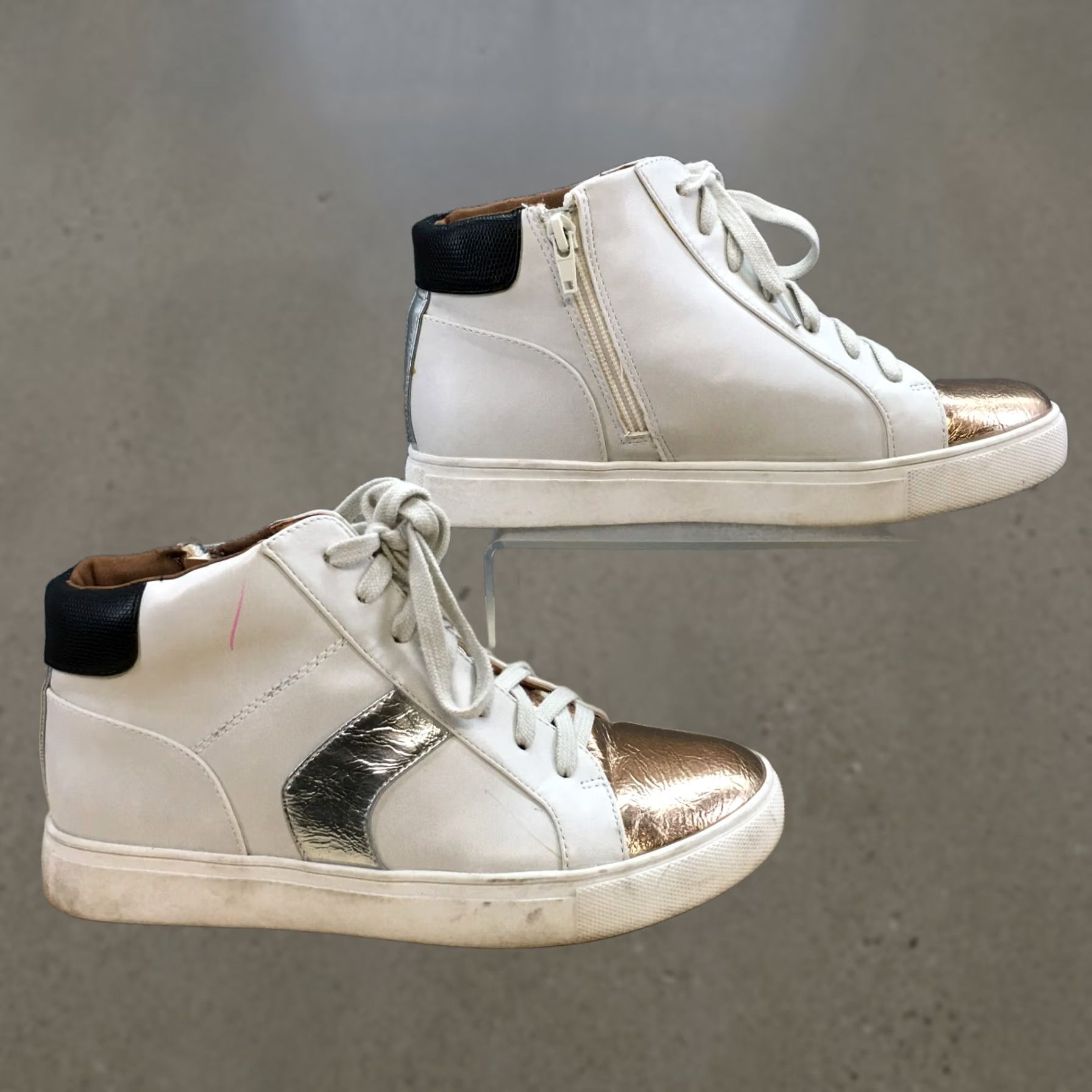 Dolce Vita Dolce Vita Shoes Womens 8 Alvira Wedge Sneakers White Faux Leather High Top Shoes Women's Casual Sneaker Modern Classic Mens Womens Girls? Size M / US 6-8 / IT 42-44 - 1 Thumbnail