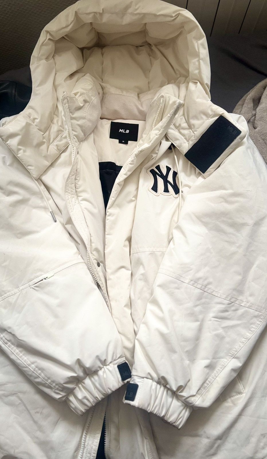 MLB MLB Korea Monster Parka NY Yankees – AESPA Karina Campaign Size M / US 6-8 / IT 42-44 - 12 Thumbnail