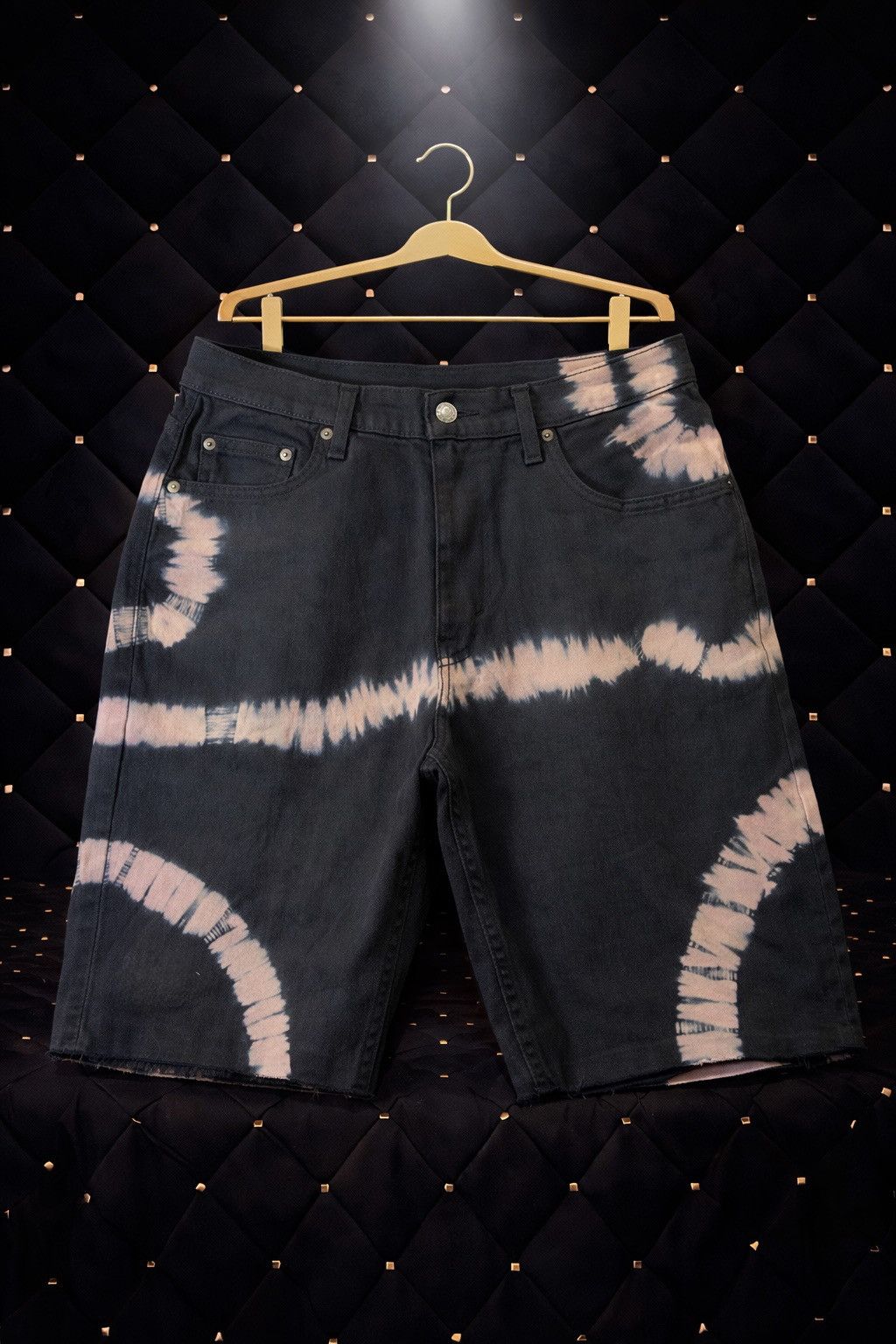 Other BLACK TIE-DYE PRINT DENIM SHORTS Size US 32 / EU 48 - 1 Preview