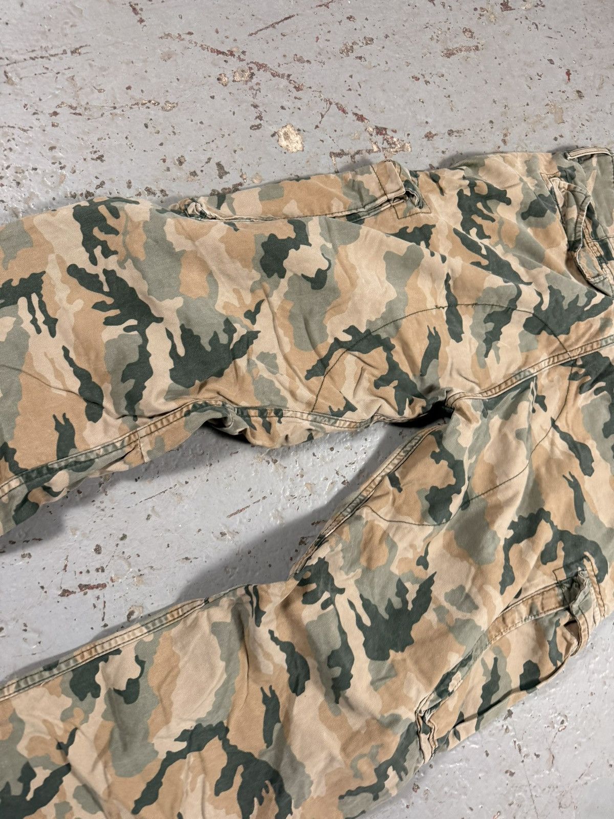 Levi's Vintage Levis Cargo Camo Pants Size US 34 / EU 50 - 7 Thumbnail
