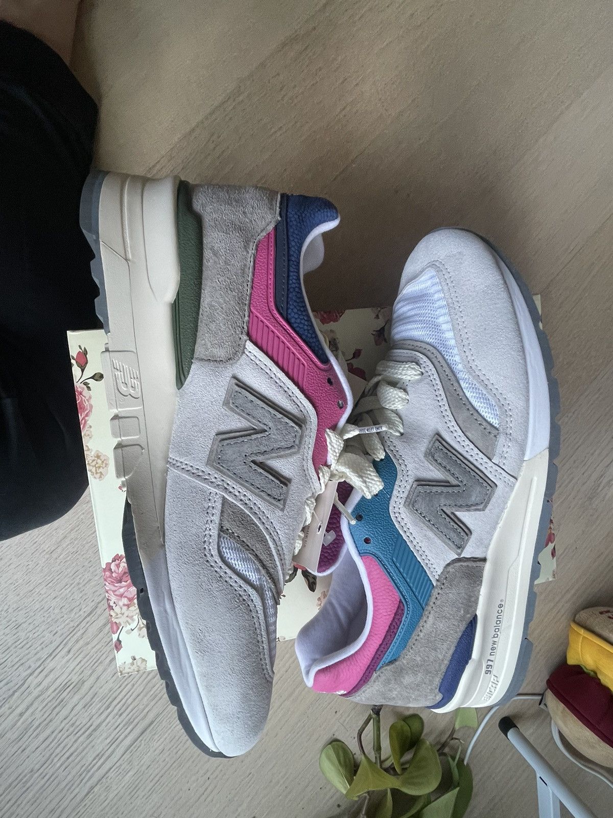 Aime Leon Dore × New Balance Aimé Leon Dore x New Balance 997 Mulberry Canary Mismatch Size US 10 / EU 43 - 9 Thumbnail