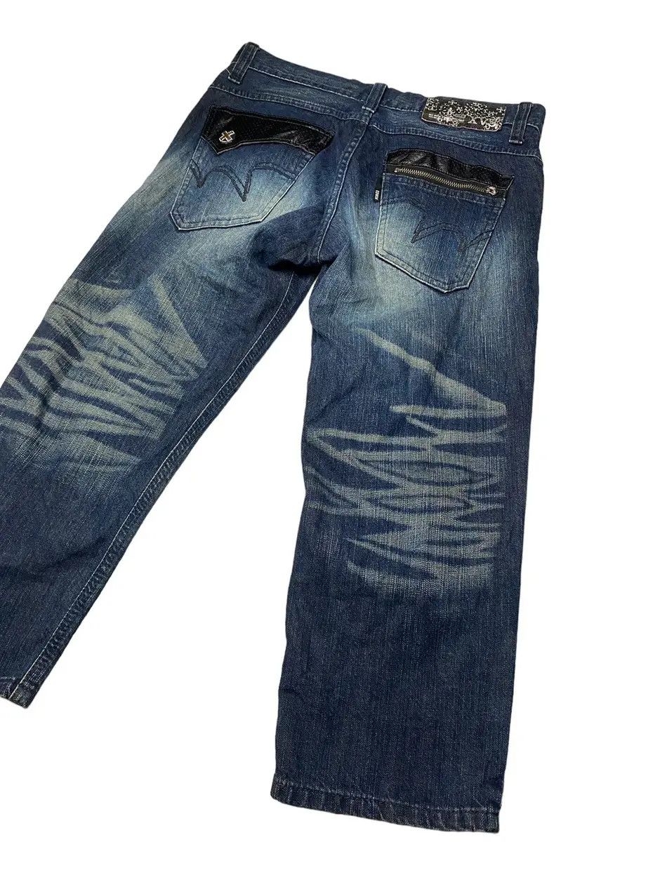 Edwin Edwin Flared Studded Leather 3/4 Jeans Size US 30 / EU 46 - 3 Thumbnail