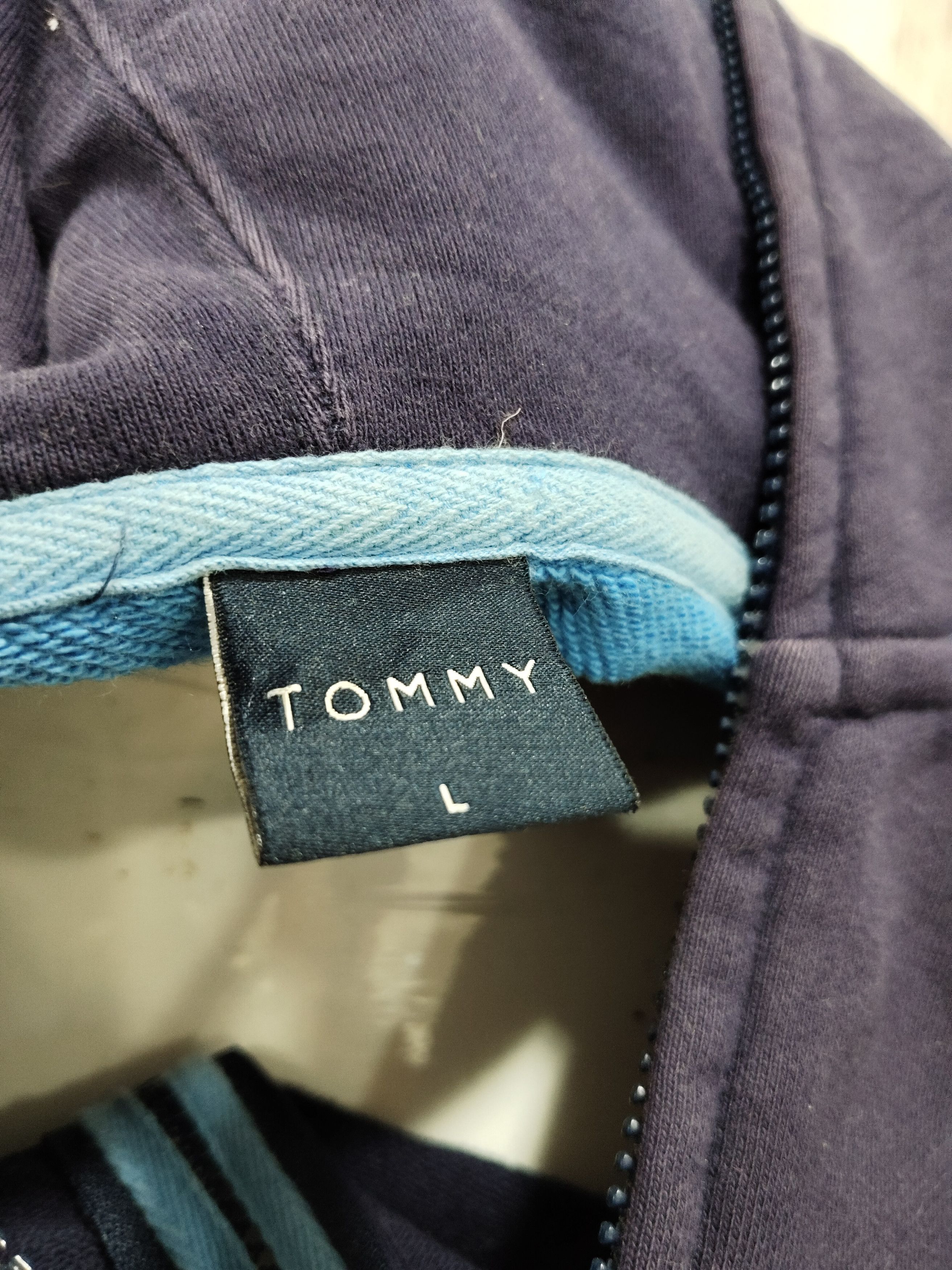 Tommy Hilfiger × Tommy Jeans Vintage Tommy Embroidery Logo Fullzip Hoodie Sweatshirt Size US L / EU 52-54 / 3 - 8 Thumbnail