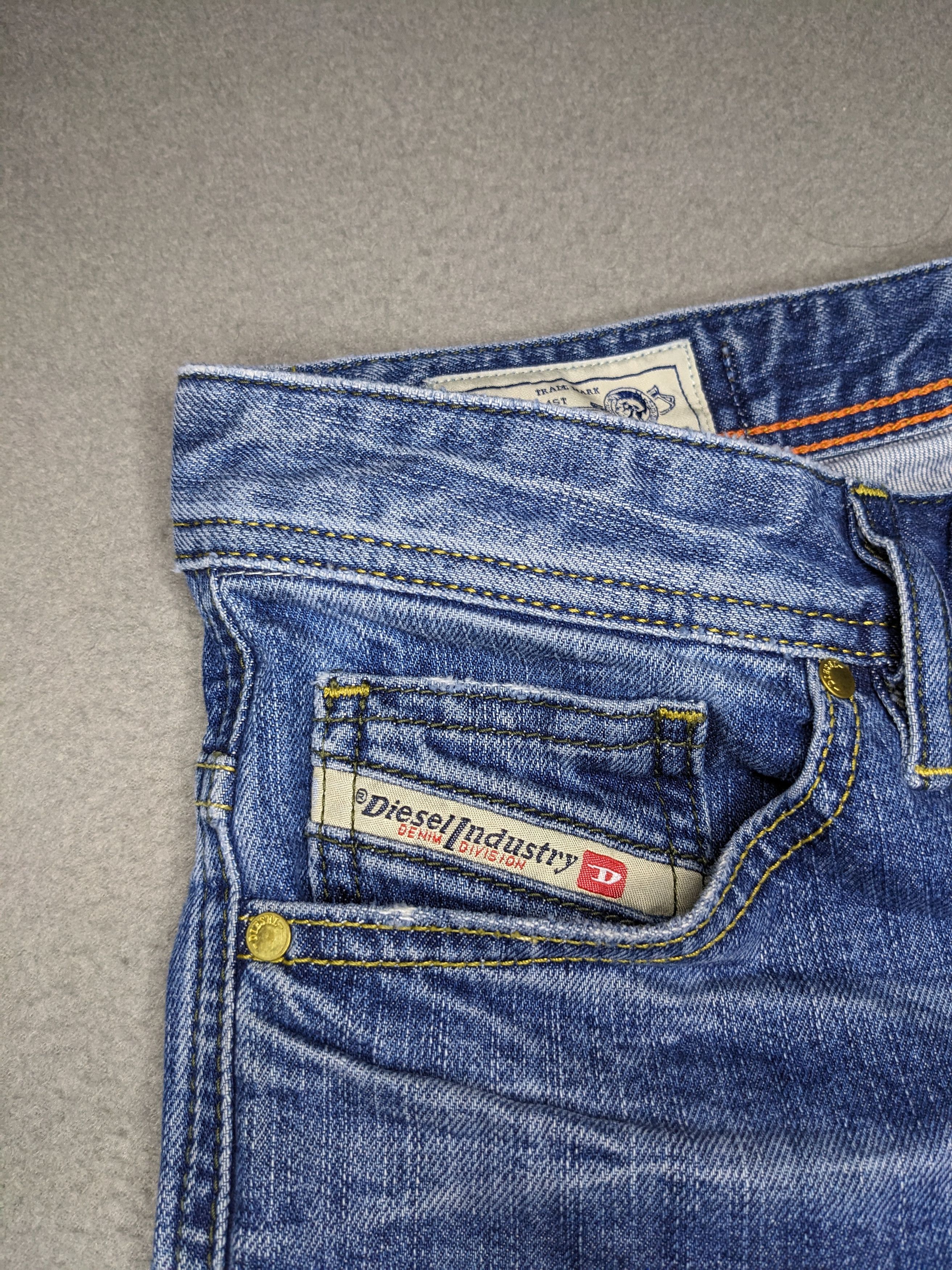 Diesel Diesel Mens Jean Shorts Size 30 Denim Stretch Whiskers Slim Size US 30 / EU 46 - 4 Thumbnail