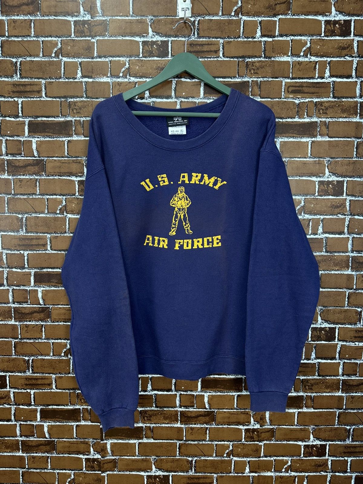 Alpha Industries Vtg Alpha Industries US Army Airforce Faded Sweatshirt Z400 Size US XL / EU 56 / 4 - 1 Thumbnail