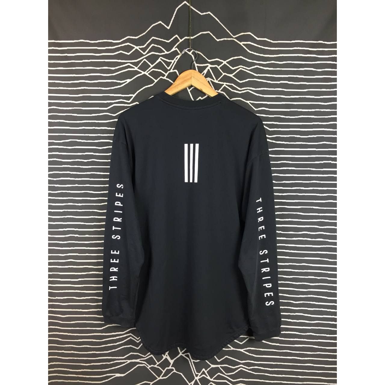 Adidas × Vintage Adidas Three Stripes Wording Longsleeve Tee Size XL Size US XL / EU 56 / 4 - 2 Thumbnail
