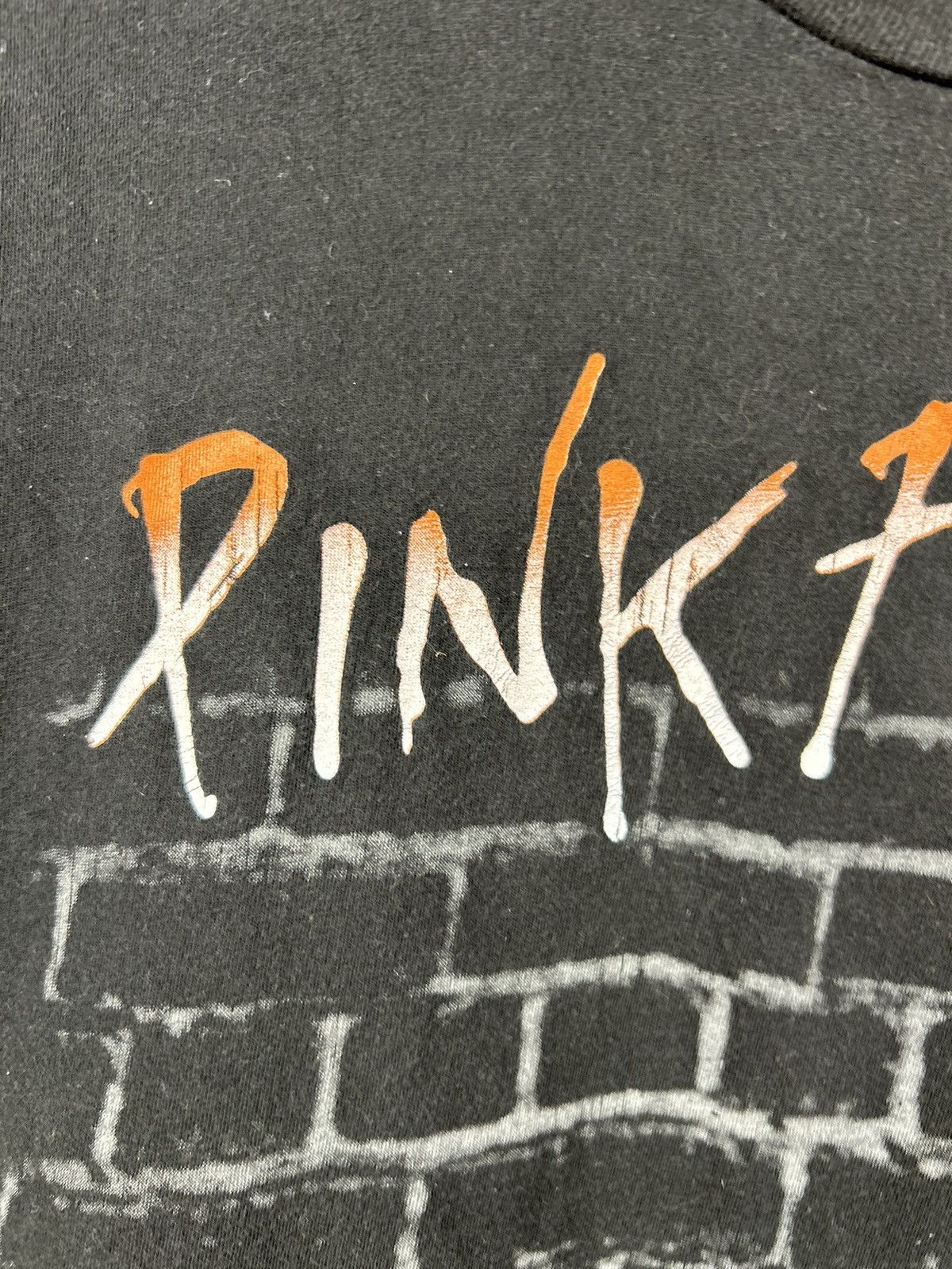 Band Tees Vintage 00s Pink Floyd The Wall 2007 T shirt Size US M / EU 48-50 / 2 - 8 Thumbnail