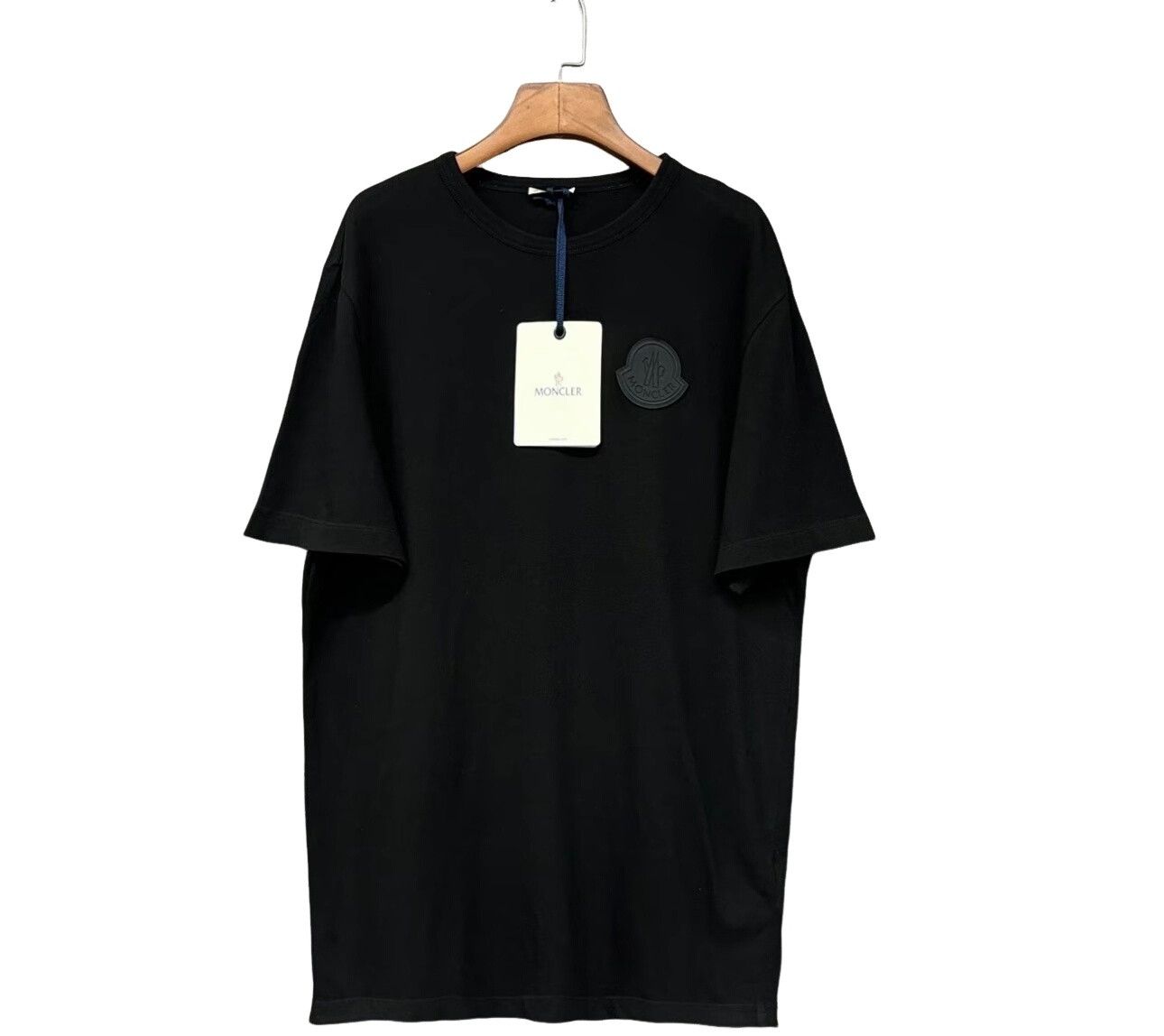 Moncler Moncler Logo Patch Short Sleeve T-Shirt Size L Size US L / EU 52-54 / 3 - 1 Thumbnail