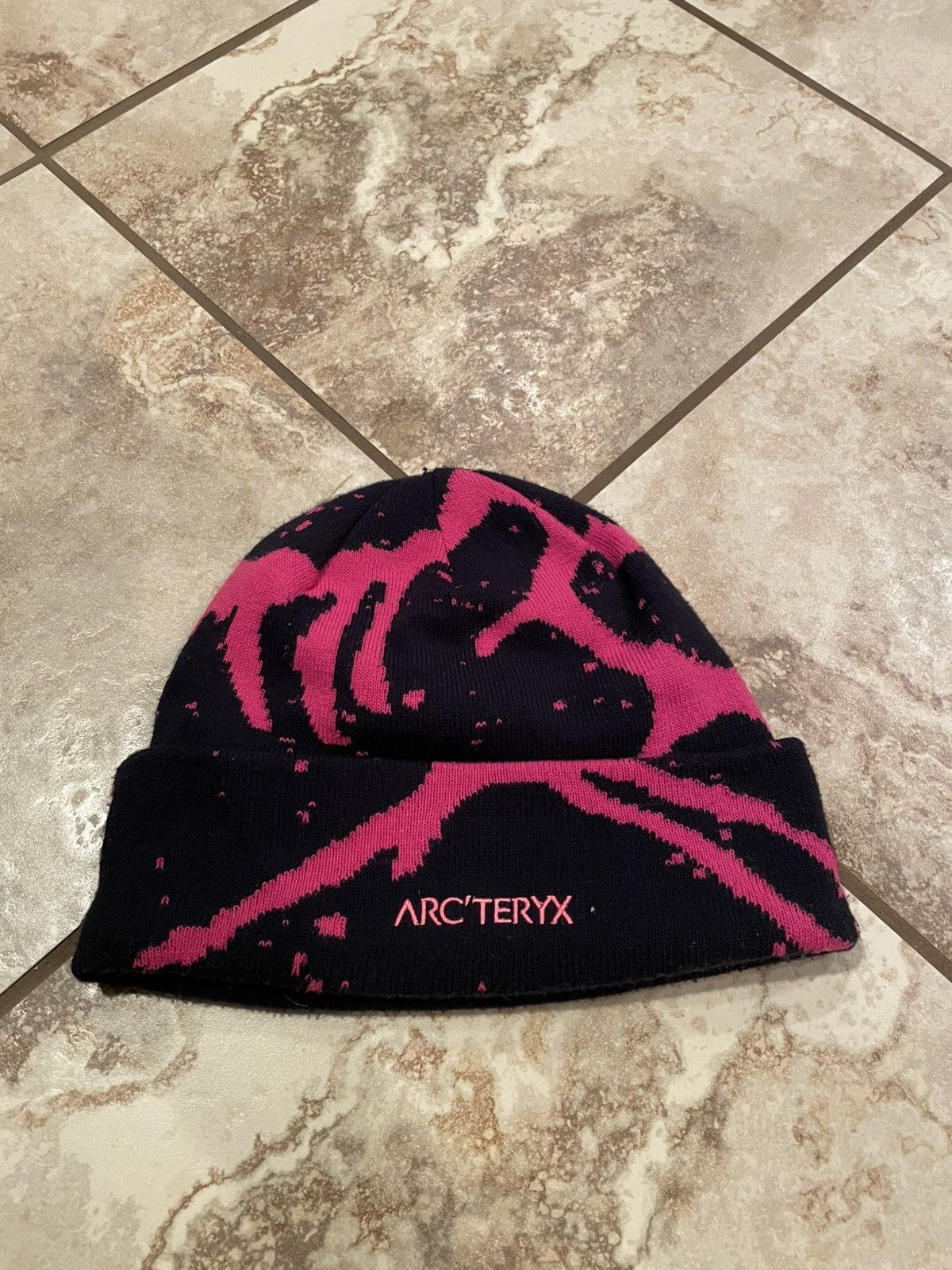 Arc'teryx Arc'teryx Grotto Toque Dark Magic Beanie | Grailed