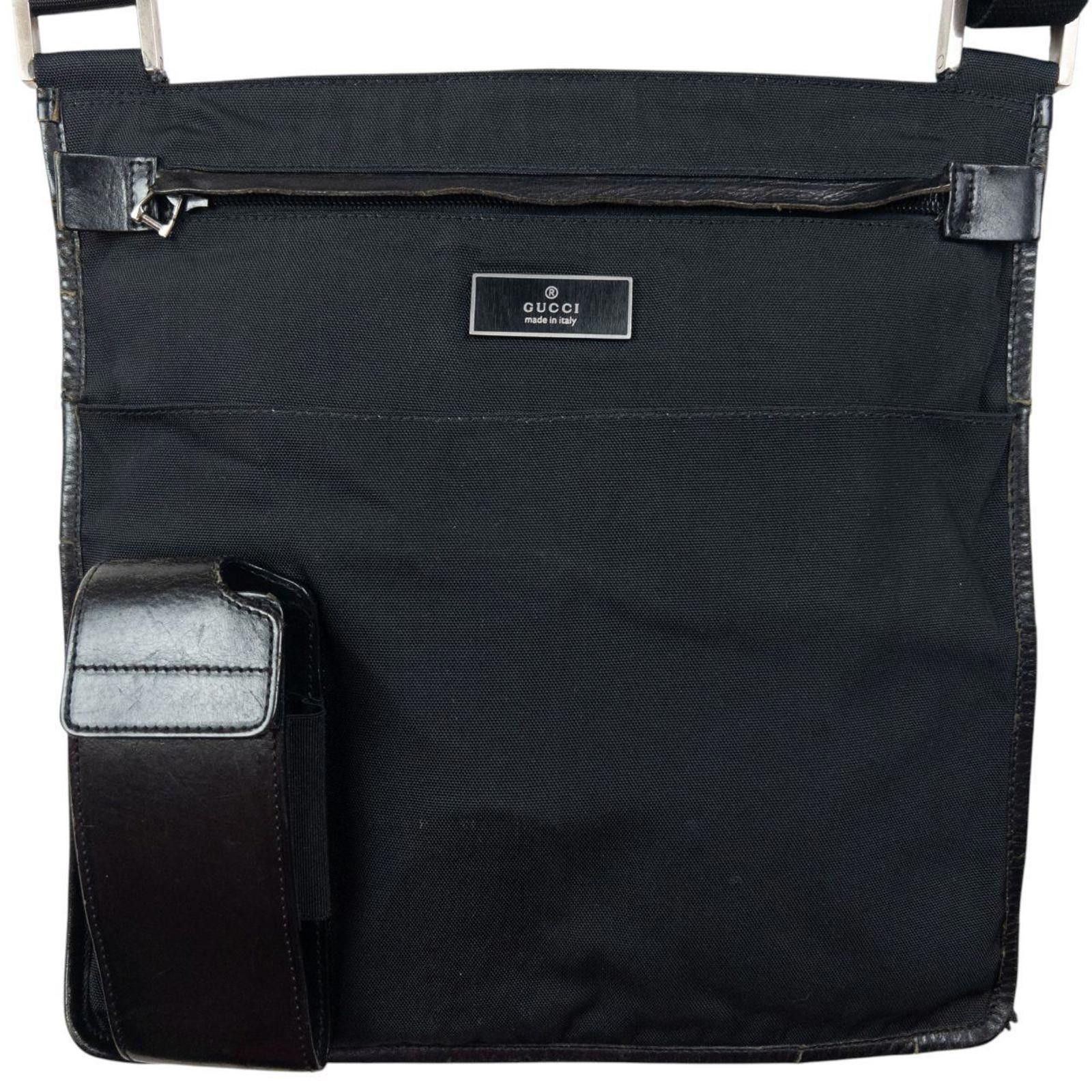 Gucci Vintage Gucci Crossbody Bag Size ONE SIZE - 1 Thumbnail