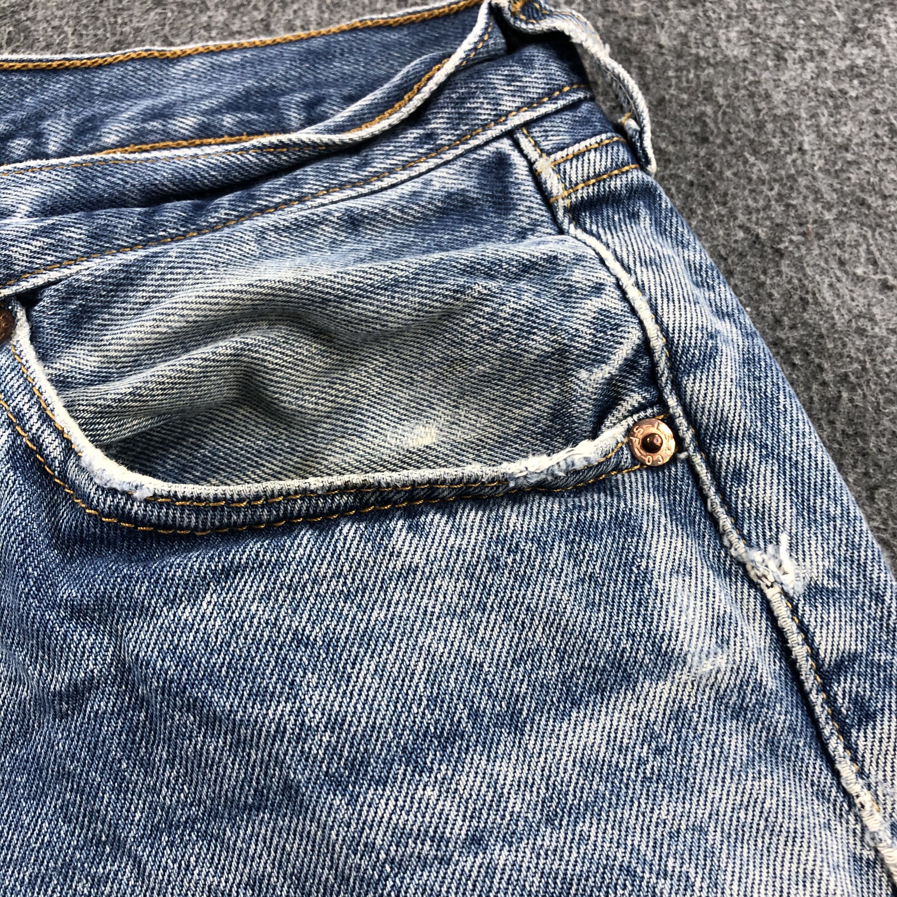 Levi's Vintage Blue Wash Levis 501 Jeans-J2508 Size US 36 / EU 52 - 11 Thumbnail