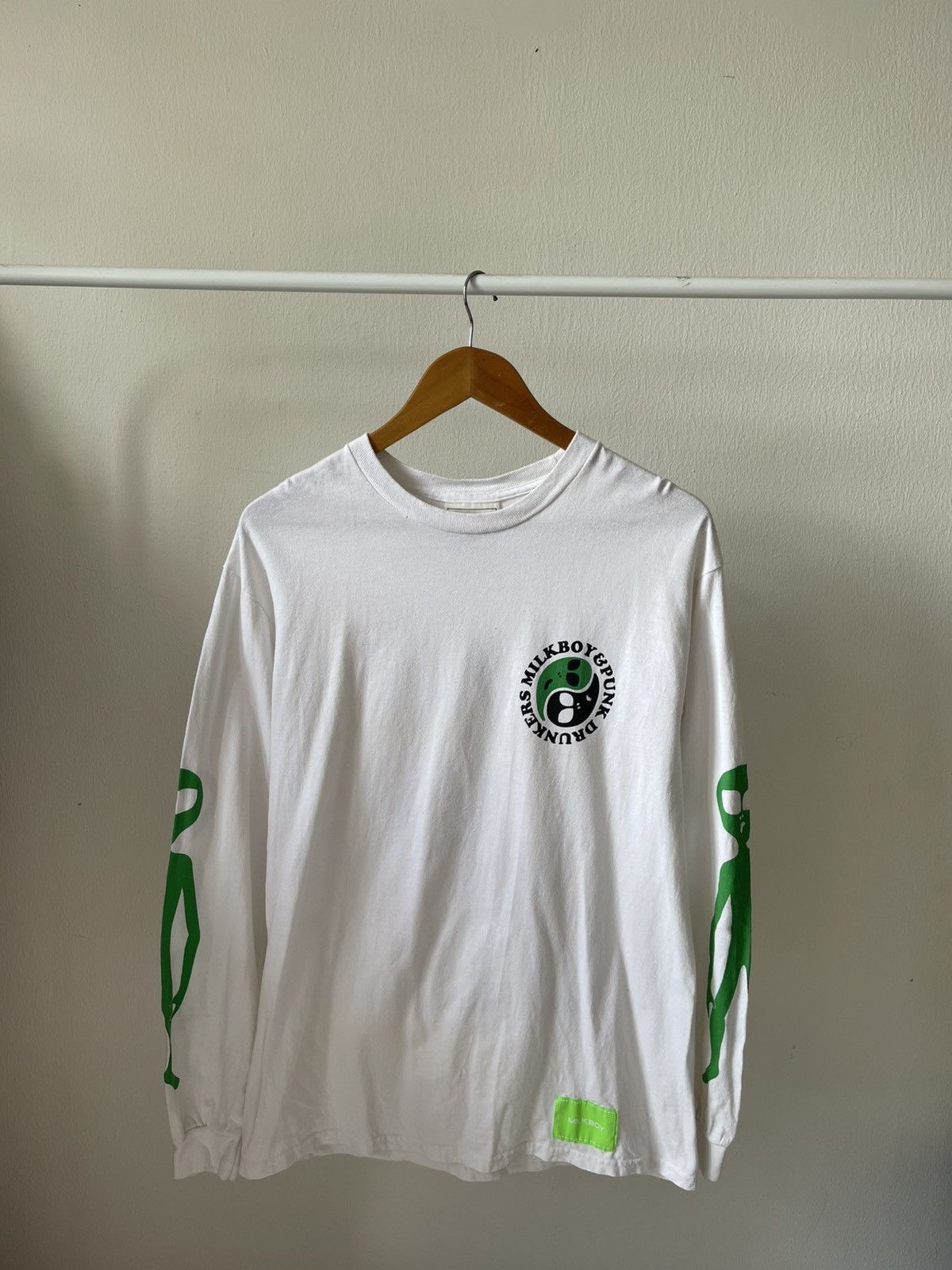 Beauty Beast 2000s Milkboy x Punk Drunkers Alien Long Sleeve Size US S / EU 44-46 / 1 - 4 Thumbnail