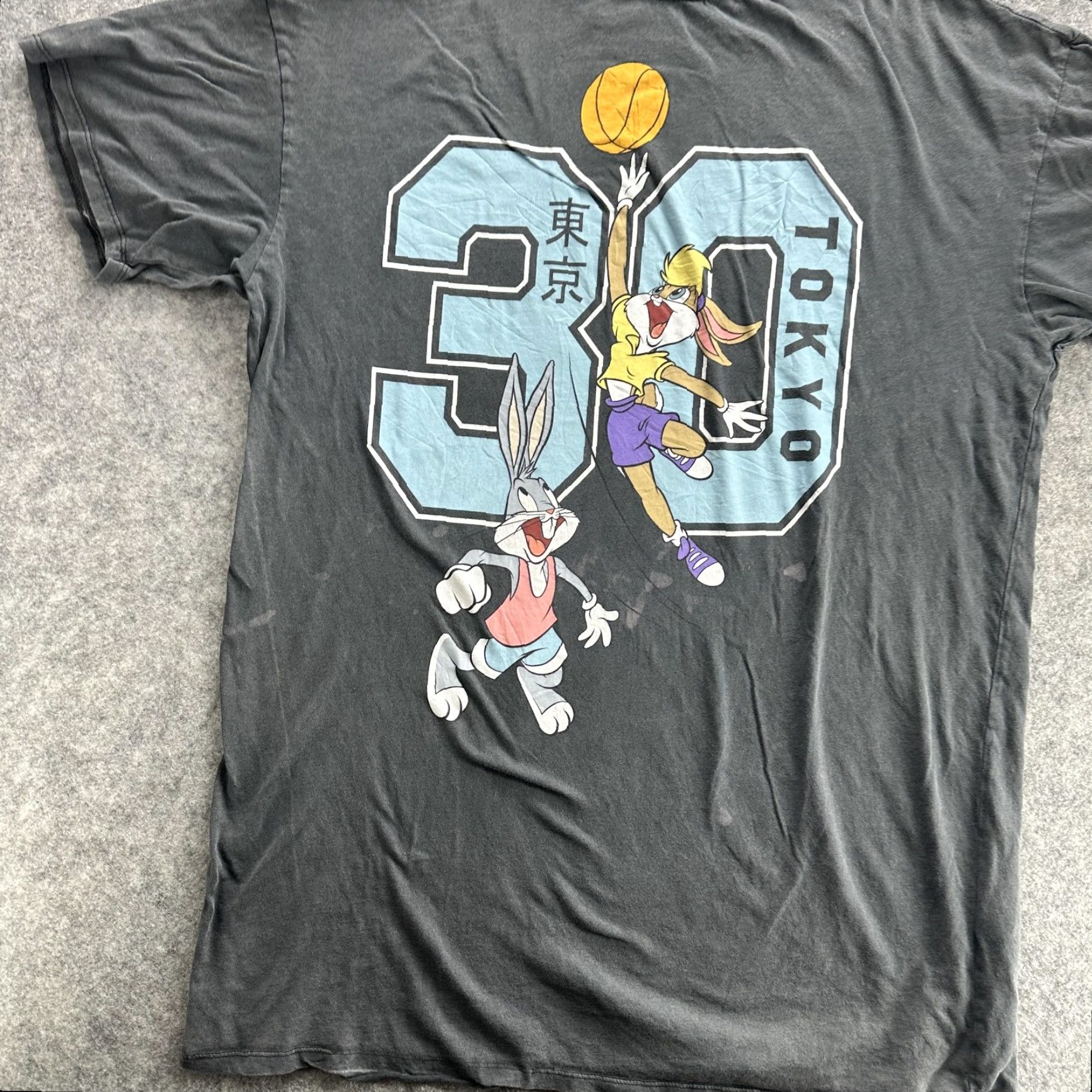 H&M Looney Tunes Tee Mens Medium Black Bugs Bunny Lola Bunny Basketball Tokyo H&M Divided Graphic Print Shirt Size US M / EU 48-50 / 2 - 3 Thumbnail