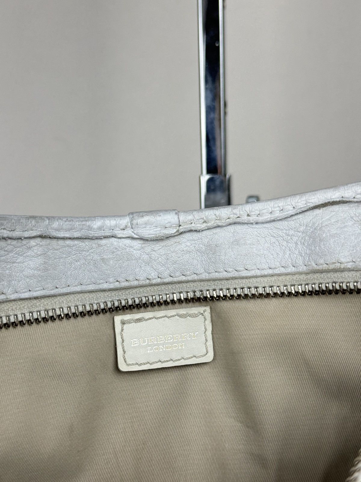 Burberry Leather shoulder bag Burberry original luxury casual item Size ONE SIZE - 4 Thumbnail