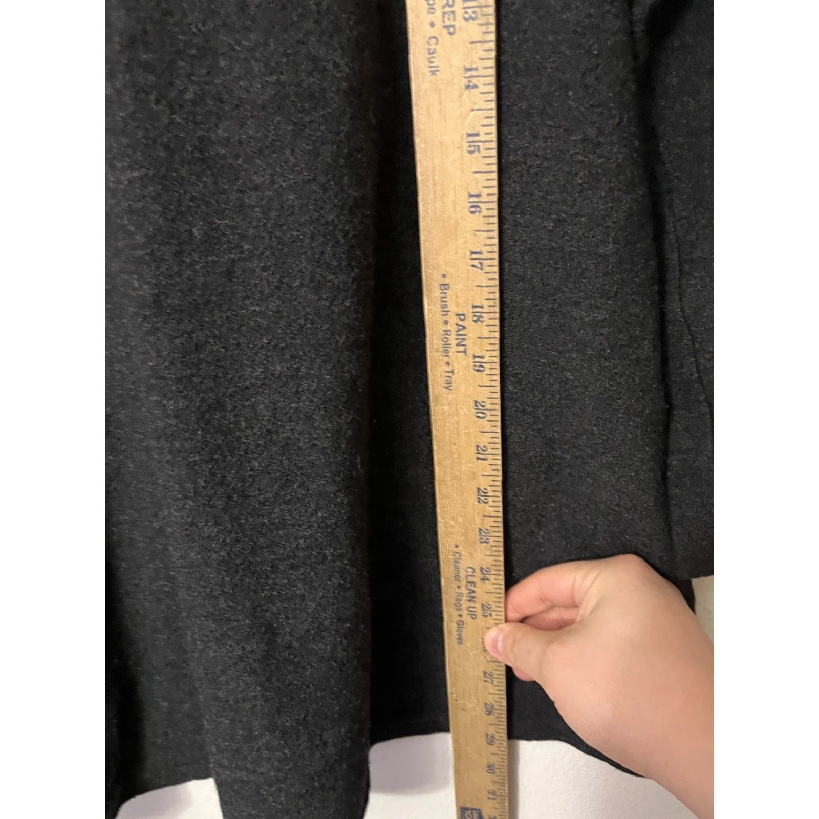 Eileen Fisher EILEEN FISHER Women's Cardigan Sweater 100% Merino Wool Size S Charcoal Gray Button Size S / US 4 / IT 40 - 5 Thumbnail