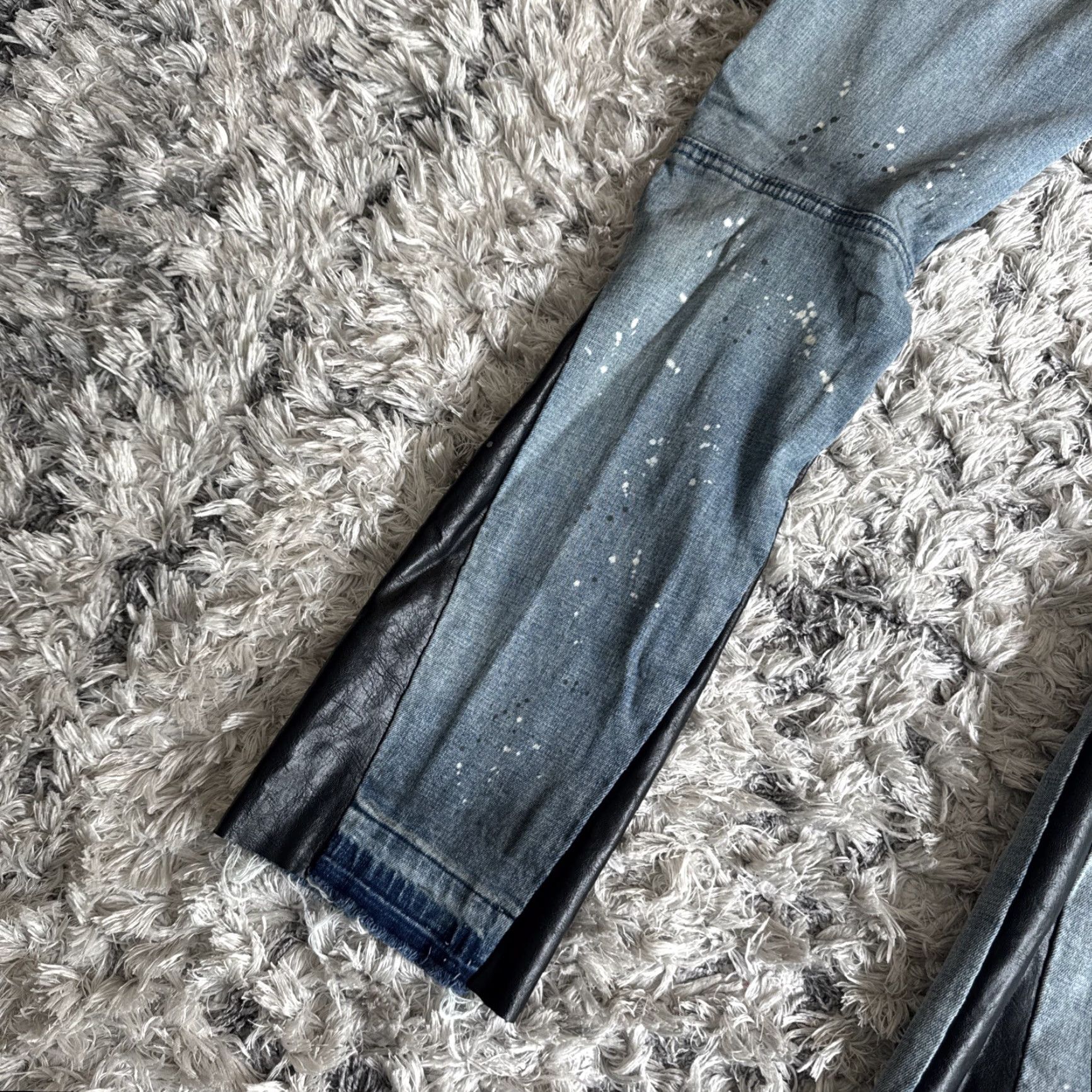 Denime FIRST ROW Jeans Men’s Skinny Blue Denim Paint Splattered Distressed Size 34x32 DAMAGE Size US 34 / EU 50 - 4 Thumbnail