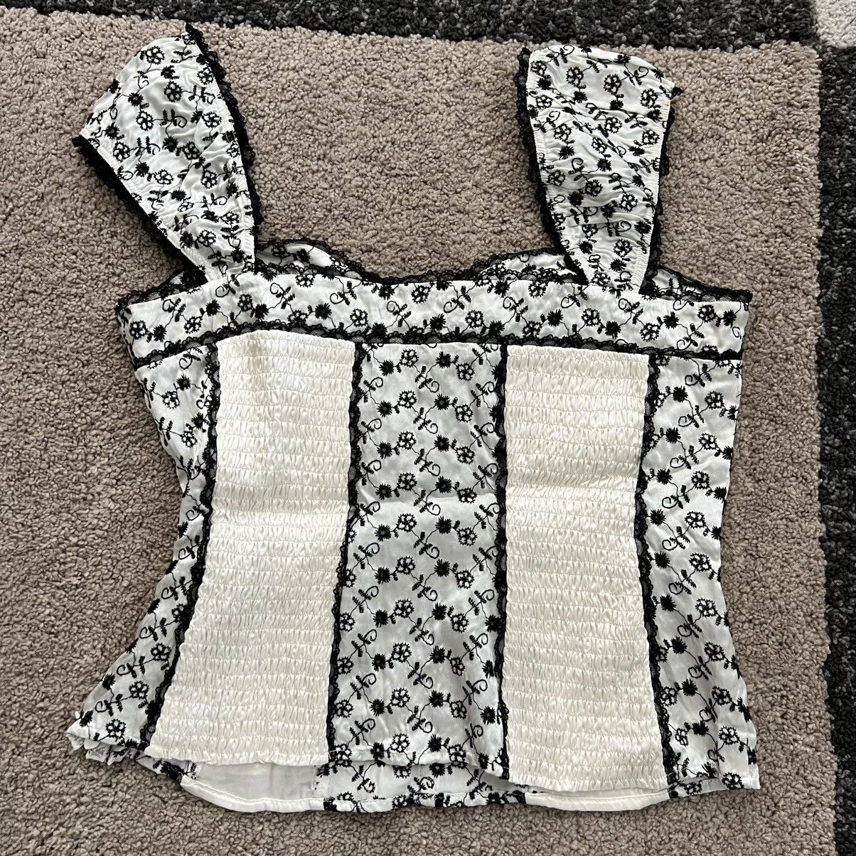 Bebe Bebe White Milkmaid Corset Top Size XS / US 0-2 / IT 36-38 - 3 Thumbnail