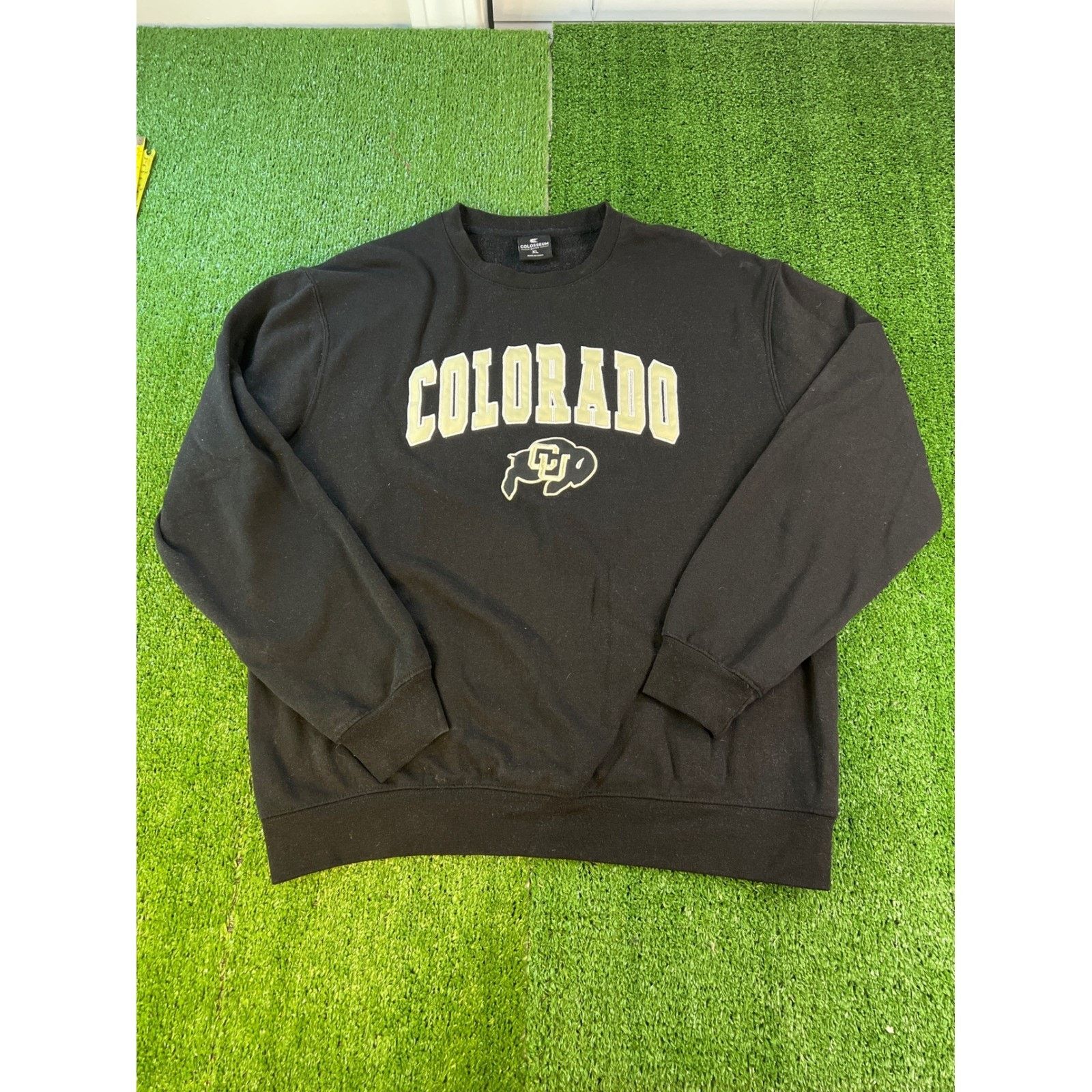 Colosseum Athletics Colosseum Colorado Buffaloes Crewneck Sweatshirt Mens XL Size US XL / EU 56 / 4 - 1 Thumbnail