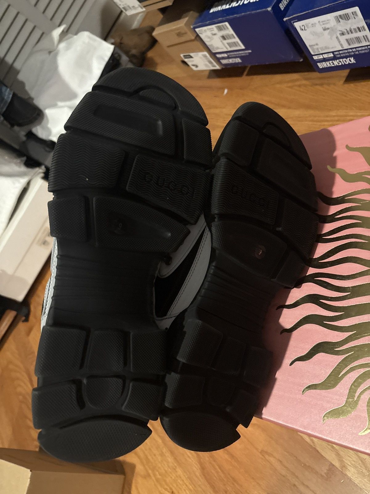 Gucci Gucci reflective flashtrack size 9 special edition box 2018 Size US 9 / EU 42 - 8 Thumbnail