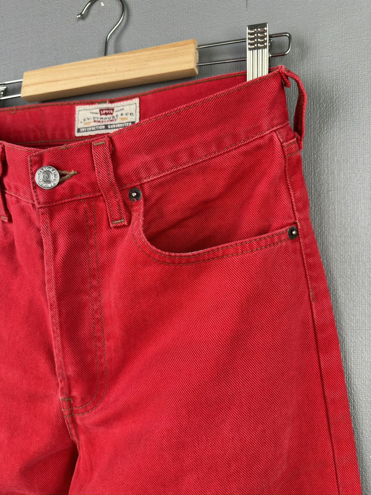 Levi's 90s LEVI’S 451 Baggy Jeans Red Denim made in USA 🇺🇸 Size US 27 - 10 Thumbnail