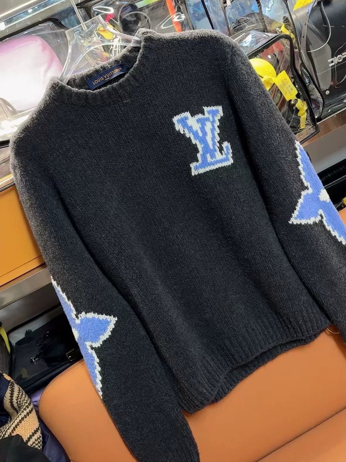 Louis Vuitton Louis Vuitton FW24 Ski Crewneck Sweater Size US M / EU 48-50 / 2 - 1 Thumbnail