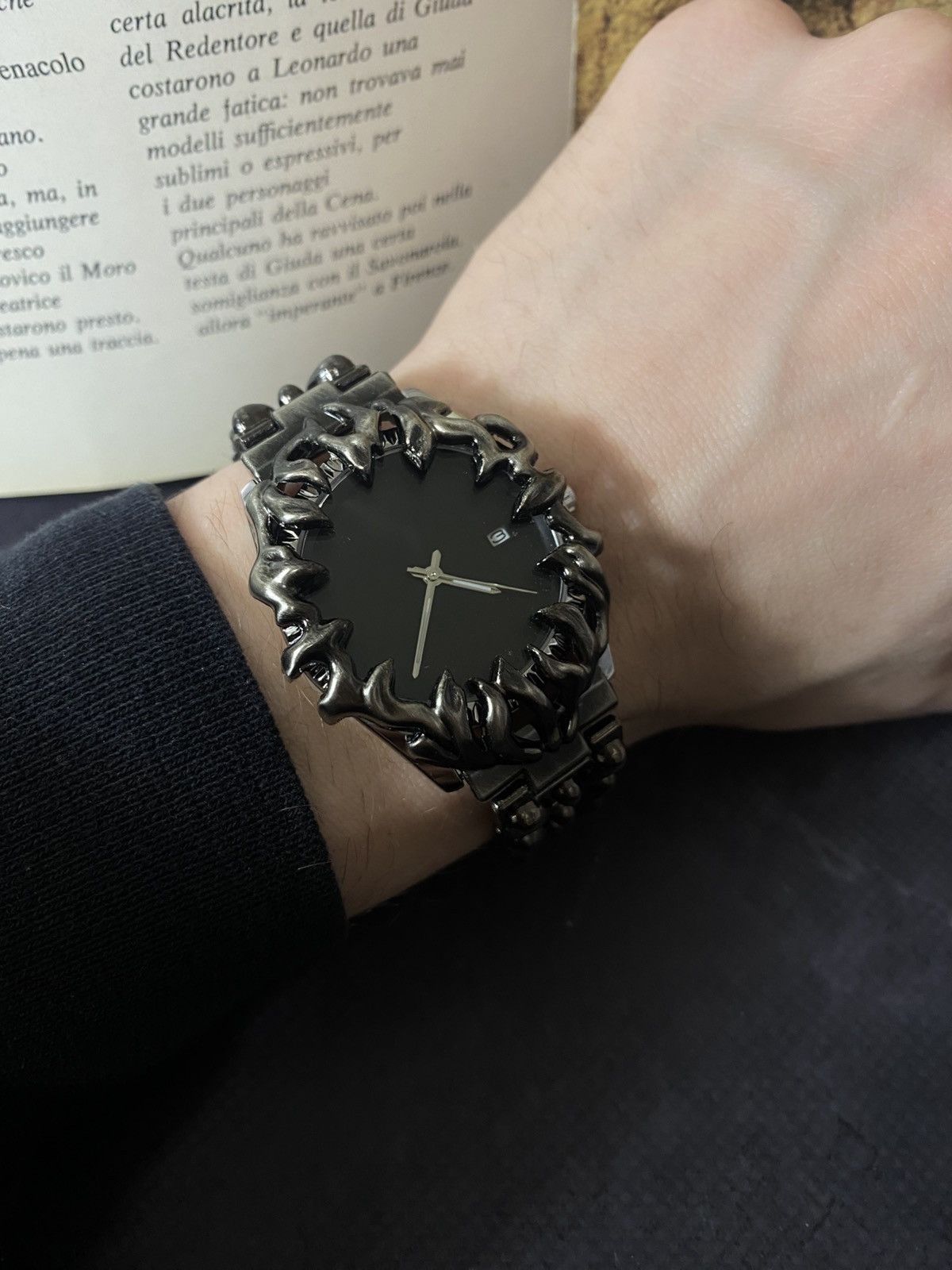 Japanese Brand Very Rare Futuristic Gothic Thorn Watch Cyber Y2K Opium Size ONE SIZE - 2 Thumbnail