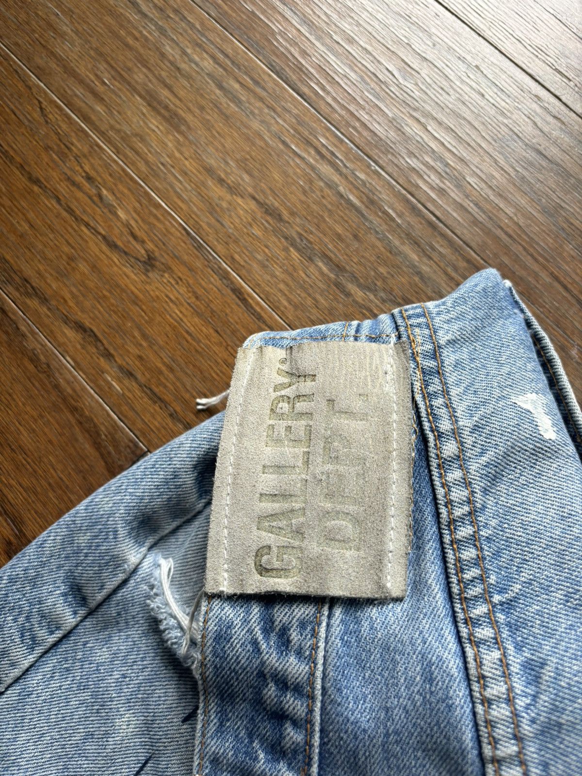 Gallery Dept. Lightwash Laflare Indiana Denim Size US 31 - 4 Thumbnail