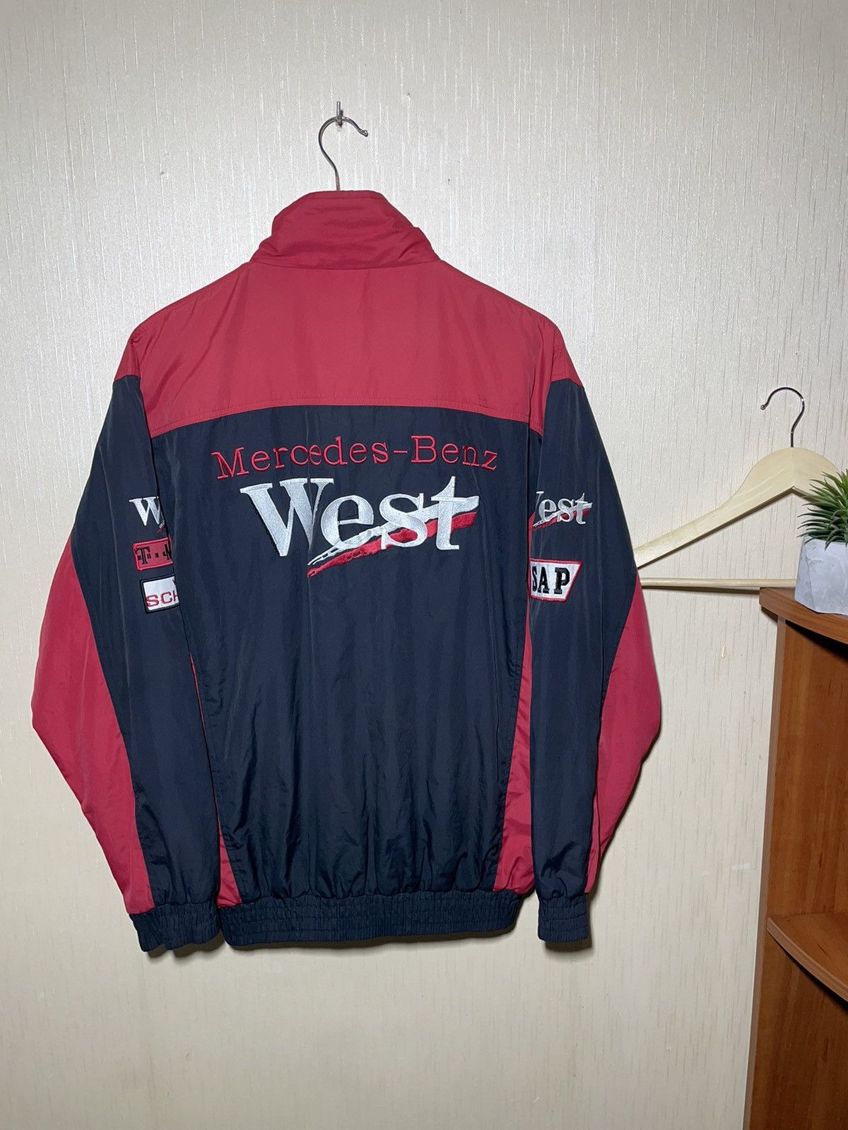 Image of Formula Uno x Mercedes Benz West Formula 1 Racing Jacket Vintage in Black, Men's (Size XL)