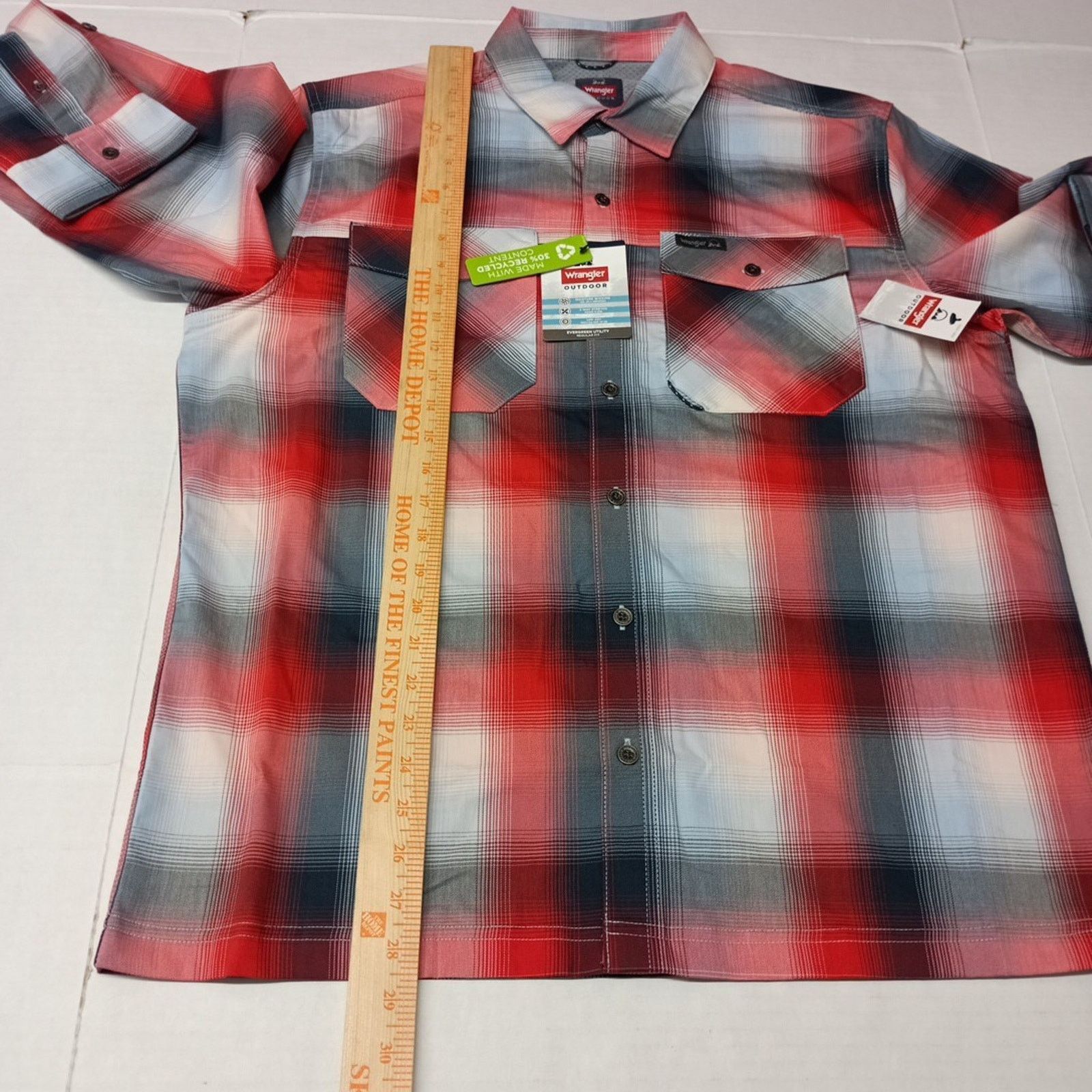 Wrangler Wrangler Shirt Men's L Red Plaid Convertible Sleeves Shirt Size US L / EU 52-54 / 3 - 8 Thumbnail