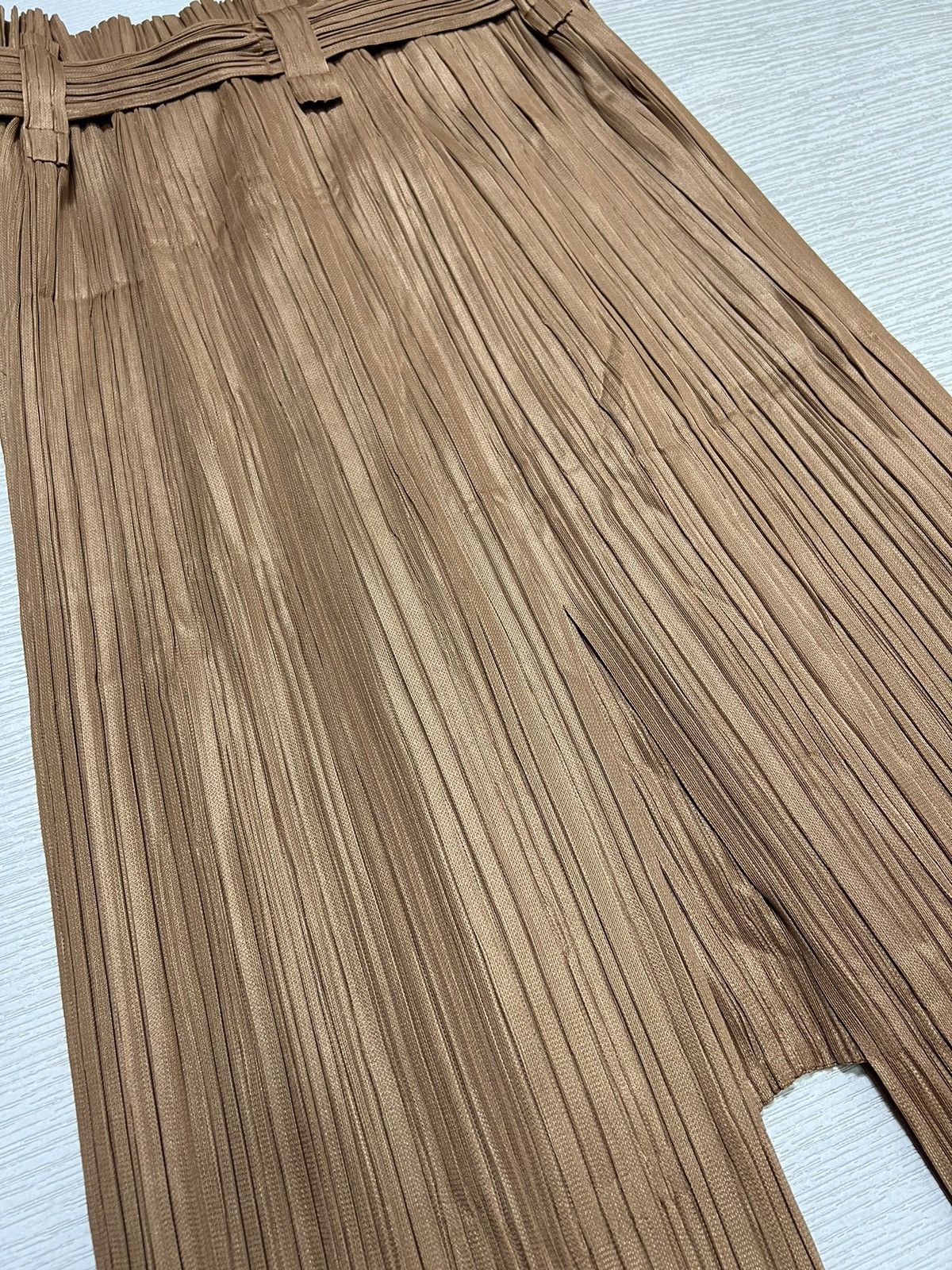 Issey Miyake Issey Miyake PleatsPlease Drop Crotch Belted Pleated Trouser Size 26" / US 2 / IT 38 - 8 Thumbnail