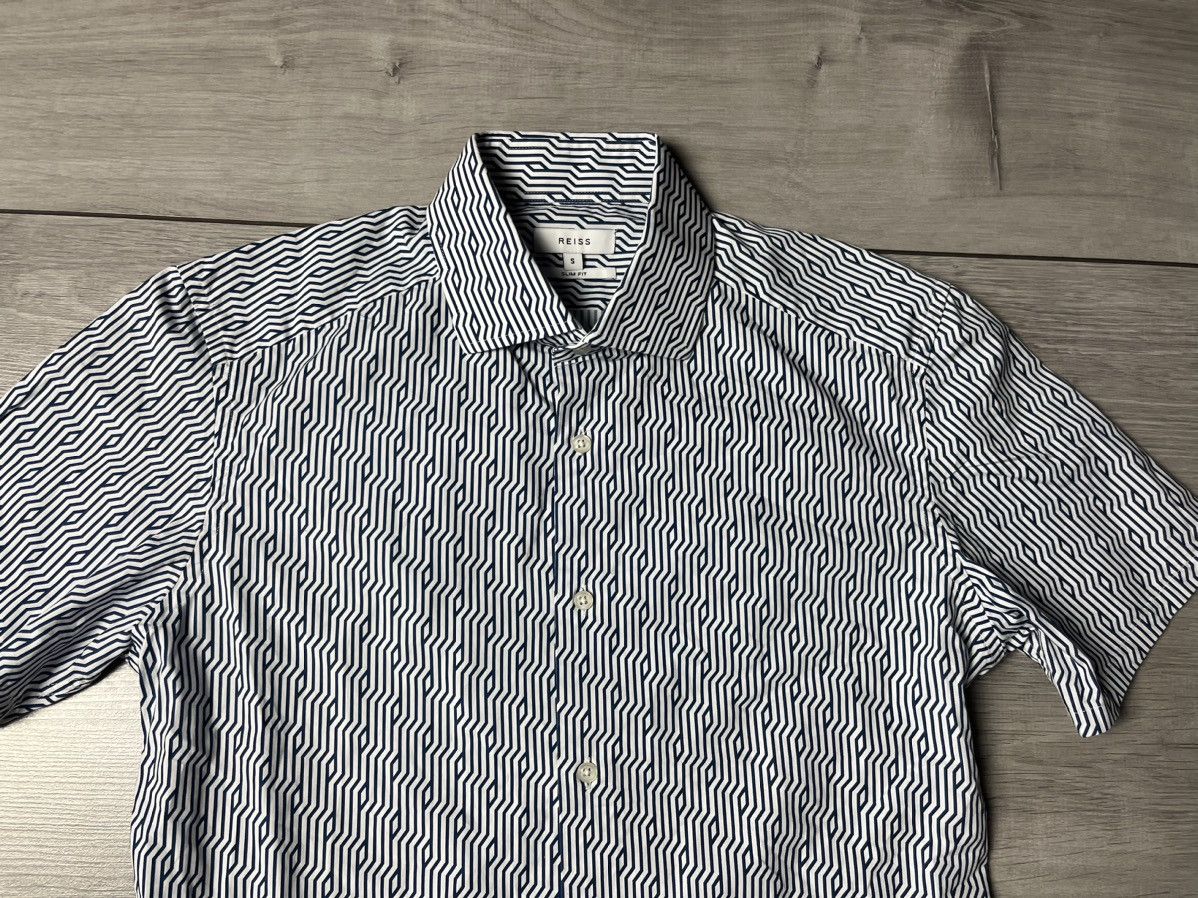 Reiss Reiss shirt short sleeve Hawaii slim fit Size US S / EU 44-46 / 1 - 3 Thumbnail