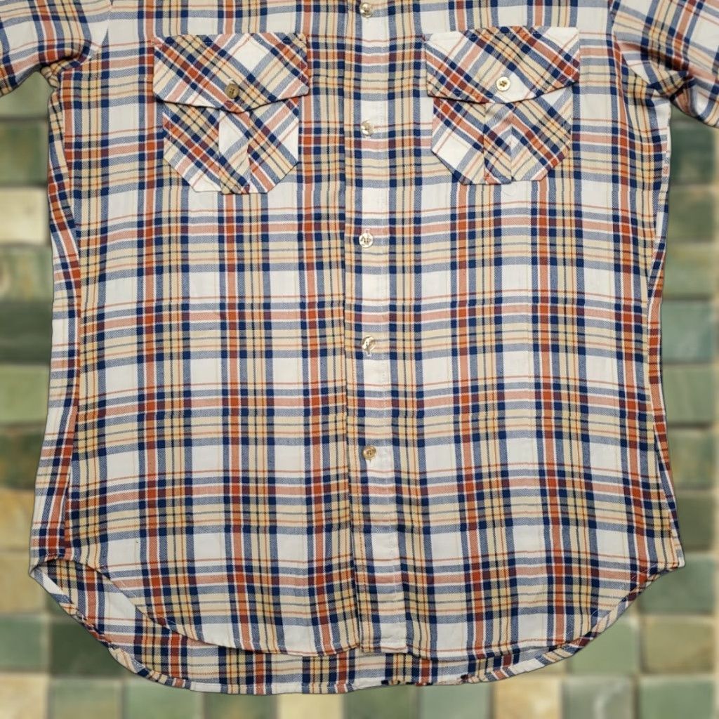 Eddie Bauer VINTAGE Eddie Bauer Shirt Mens M Blue Red Plaid Brushed Twill 70s Retro Button-Up Short Sleeve Casual Workwear Mens Size US M / EU 48-50 / 2 - 1 Thumbnail