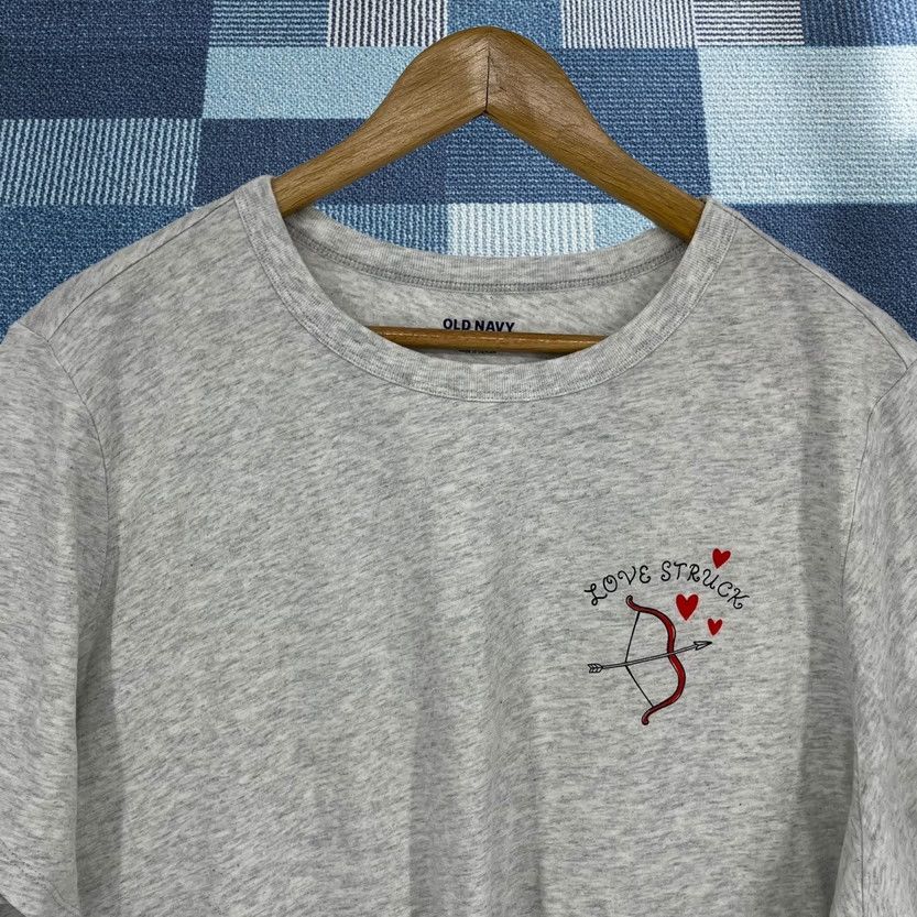Old Navy Old Navy Everywear Womens 2X Gray Love Struck Graphic Tee - Classic Shirt Size XXL / US 16-18 / IT 52-54 - 1 Thumbnail