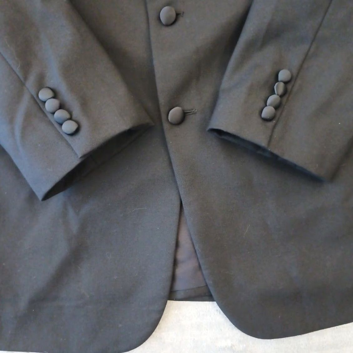 Jos. A. Bank Jos. A. Bank Tuxedo Blazer Mens 46 Extra Long Black Wool Single Breasted Notch Lapel Three-Button Pocket Dry Clean Only Jacket Coat Vintage: No Size 46R - 4 Thumbnail