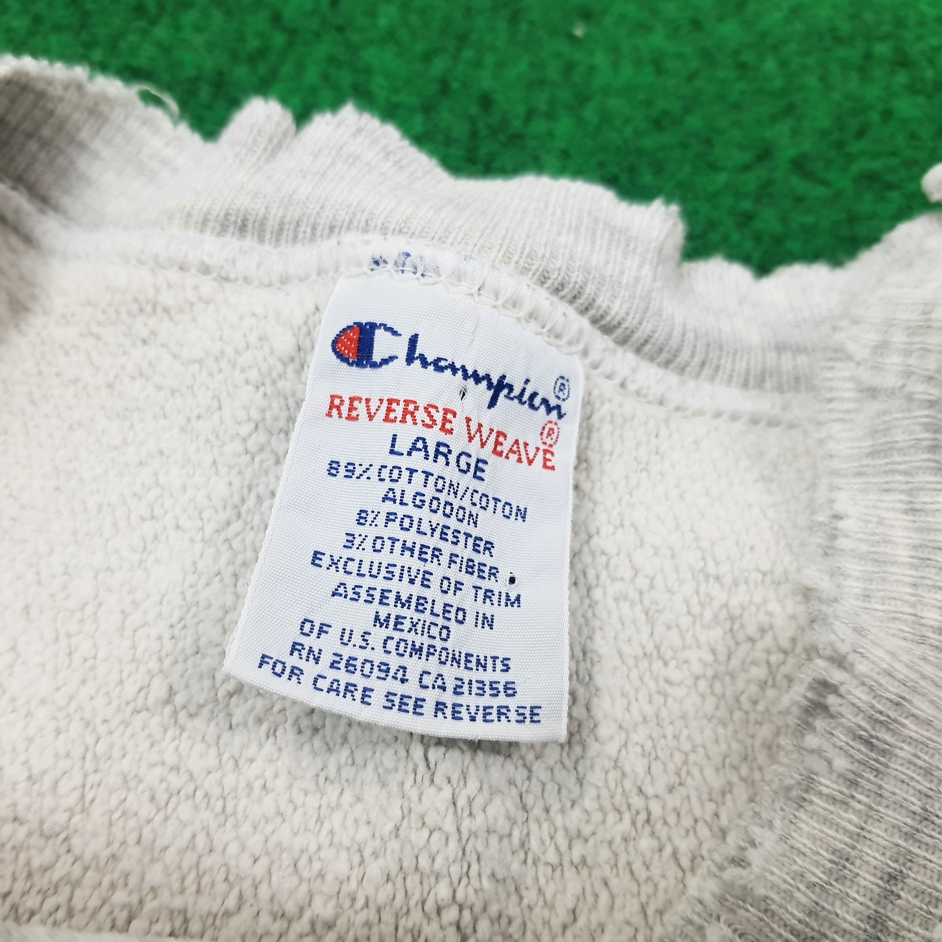 Champion × Vintage Vintage Champion Maryland Football Sports Sweatshirt C215N16 Size US S / EU 44-46 / 1 - 5 Thumbnail