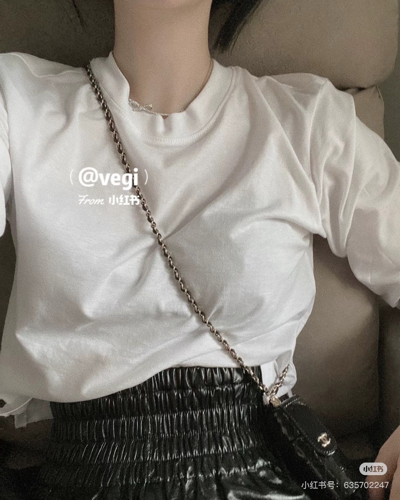 Chanel Chanel Black Patent Leather Chain Crossbody/Necklace Bag Size ONE SIZE - 9 Thumbnail