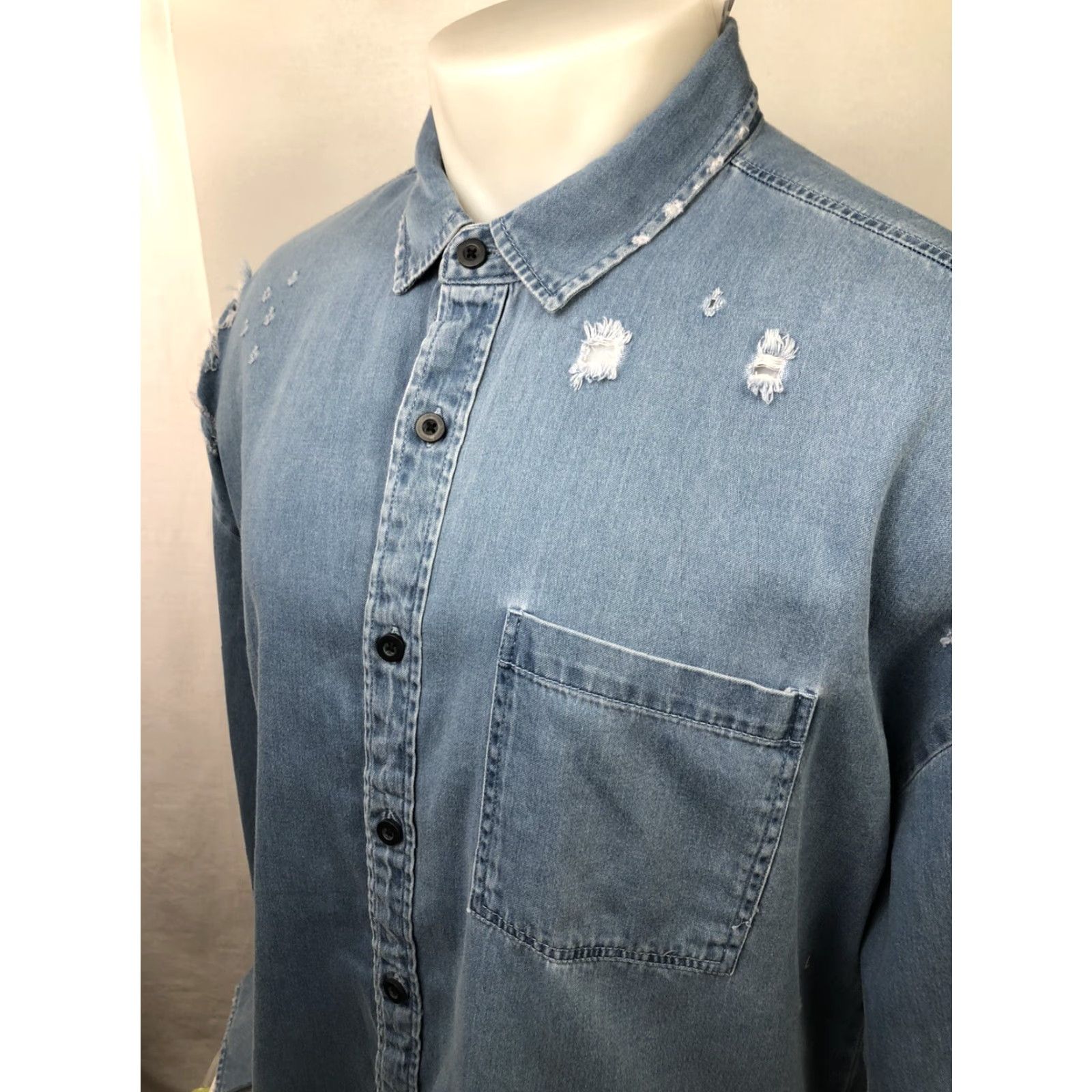 Pacsun PACSUN Denim Shirt Boxy Fit Mens Lg Distressed Los Angeles Blue Button-Up Long Sleeve XS? No, keep as L size example. Size US L / EU 52-54 / 3 - 7 Thumbnail