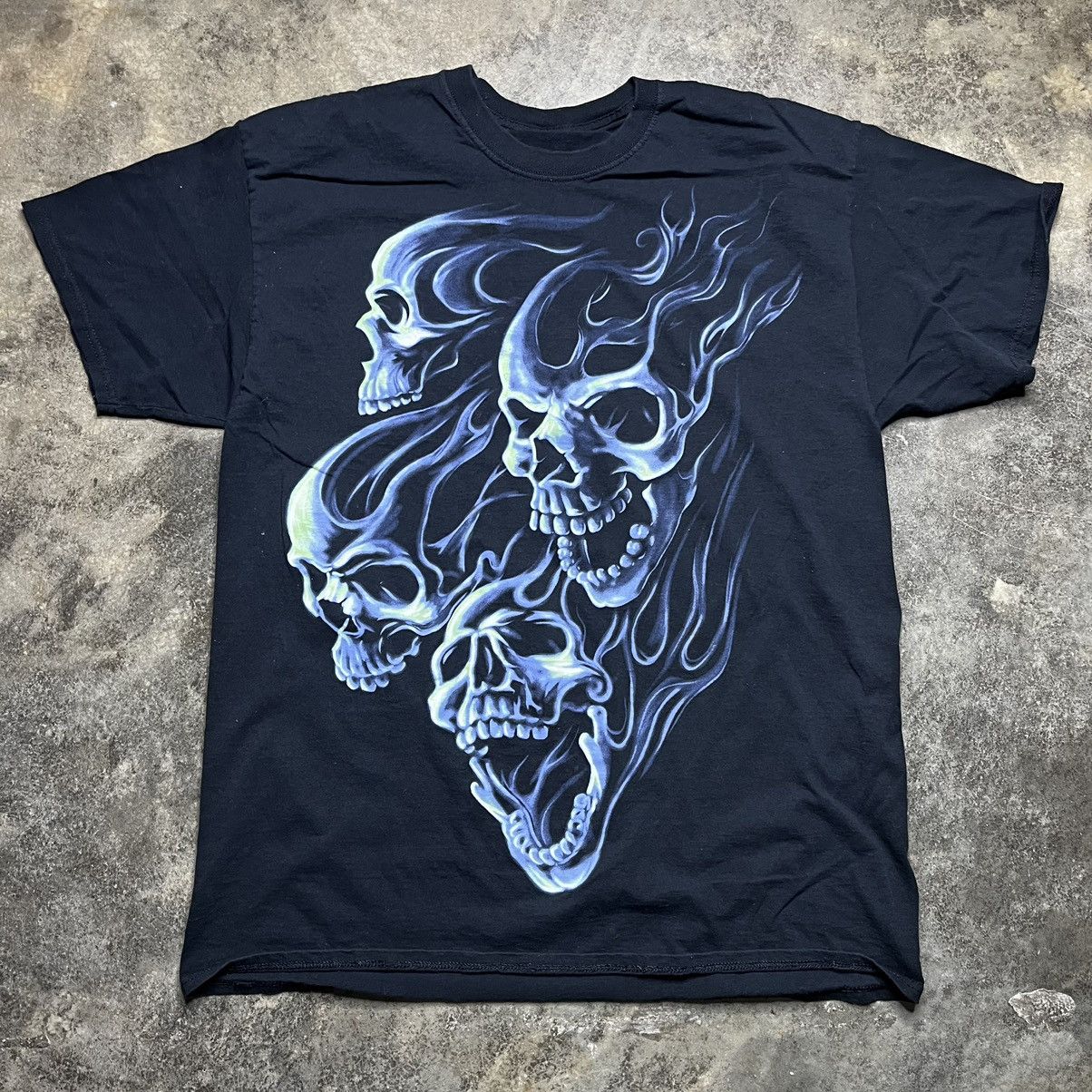 Vintage vintage y2k skull big print fire smoke tshirt Size US L / EU 52-54 / 3 - 1 Thumbnail
