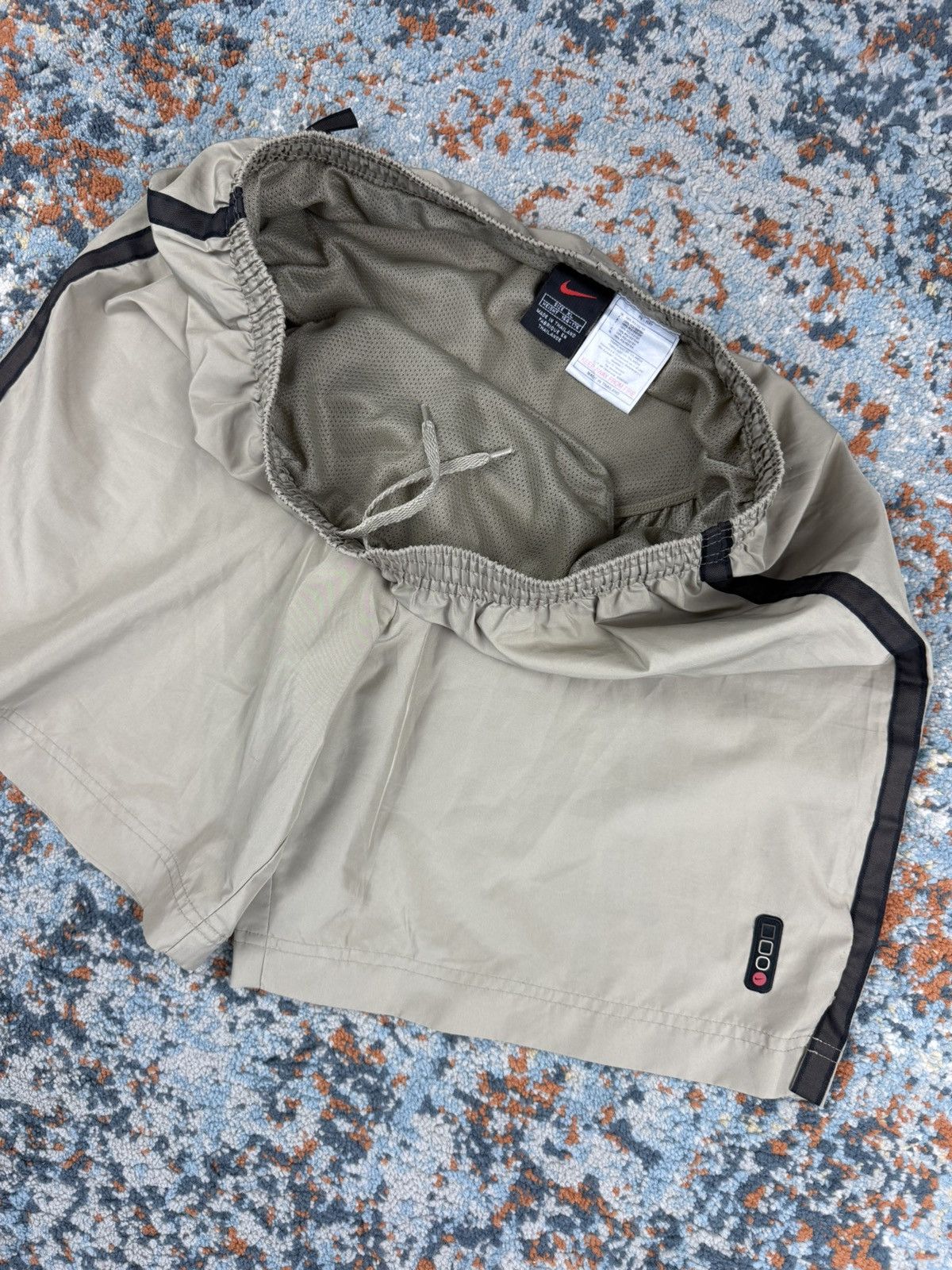 Nike Vintage 90s Nike baggy shorts swimming trunks earth tones Size US 32 / EU 48 - 3 Thumbnail