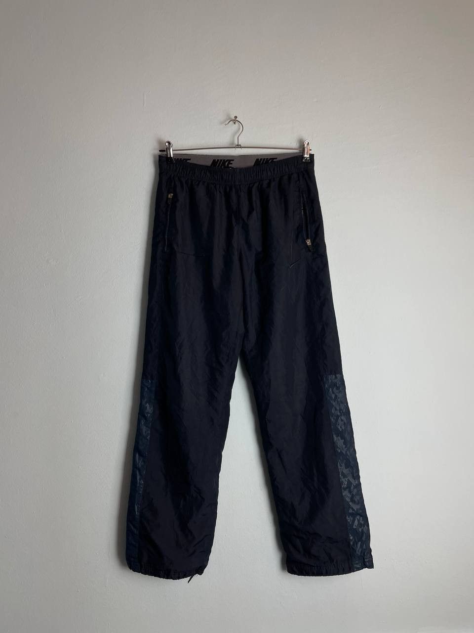 Nike × Vintage Nike track pants baggy fit wide leg y2k streetwear sporty Size US 32 / EU 48 - 1 Thumbnail