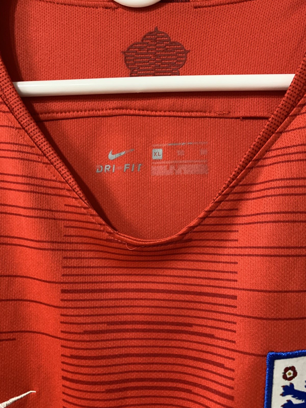 Nike England 2018 Away Football Shirt Nike Soccer Jersey Size XL Size US XL / EU 56 / 4 - 5 Thumbnail