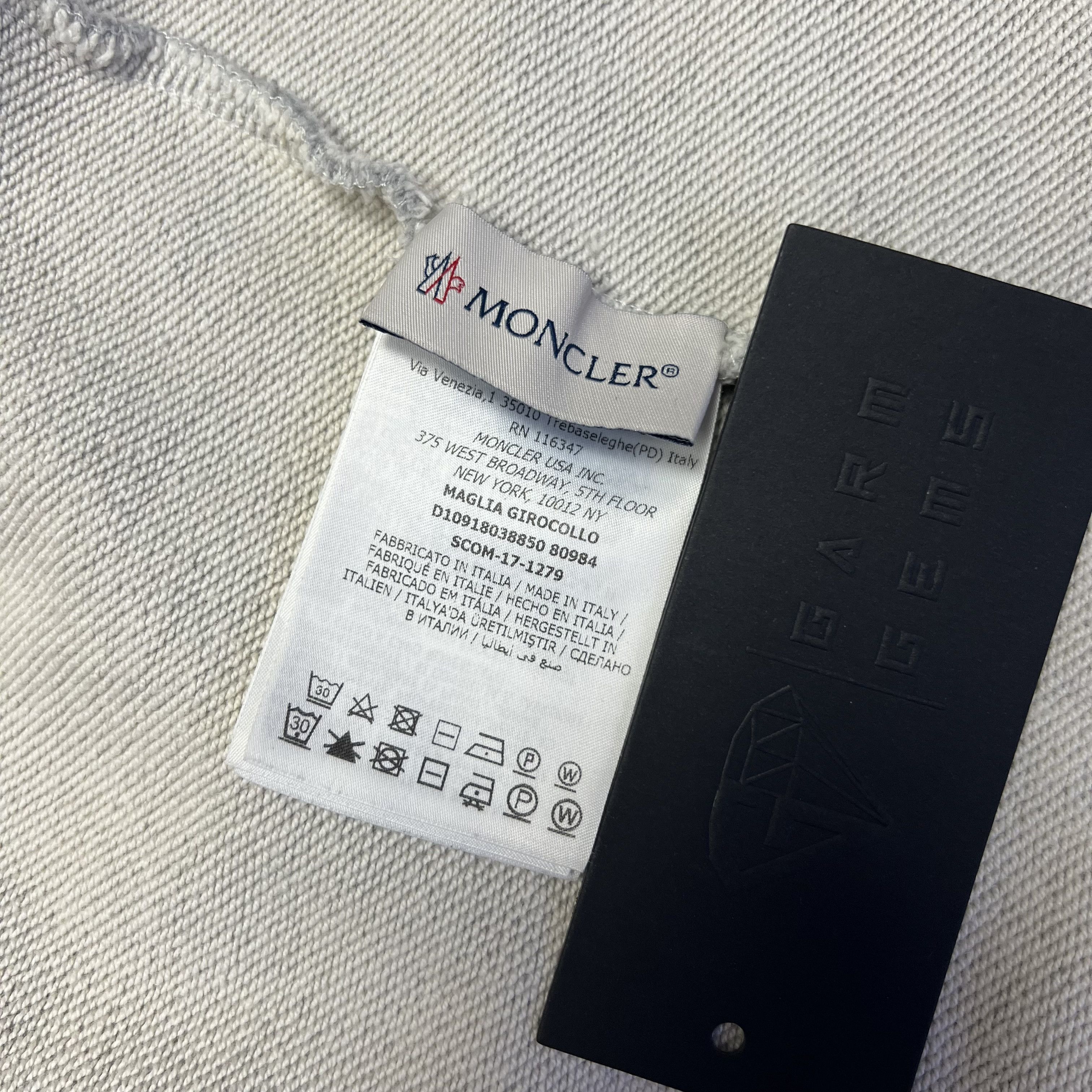 Moncler Moncler Box Logo Sweatshirt Size US XL / EU 56 / 4 - 5 Thumbnail