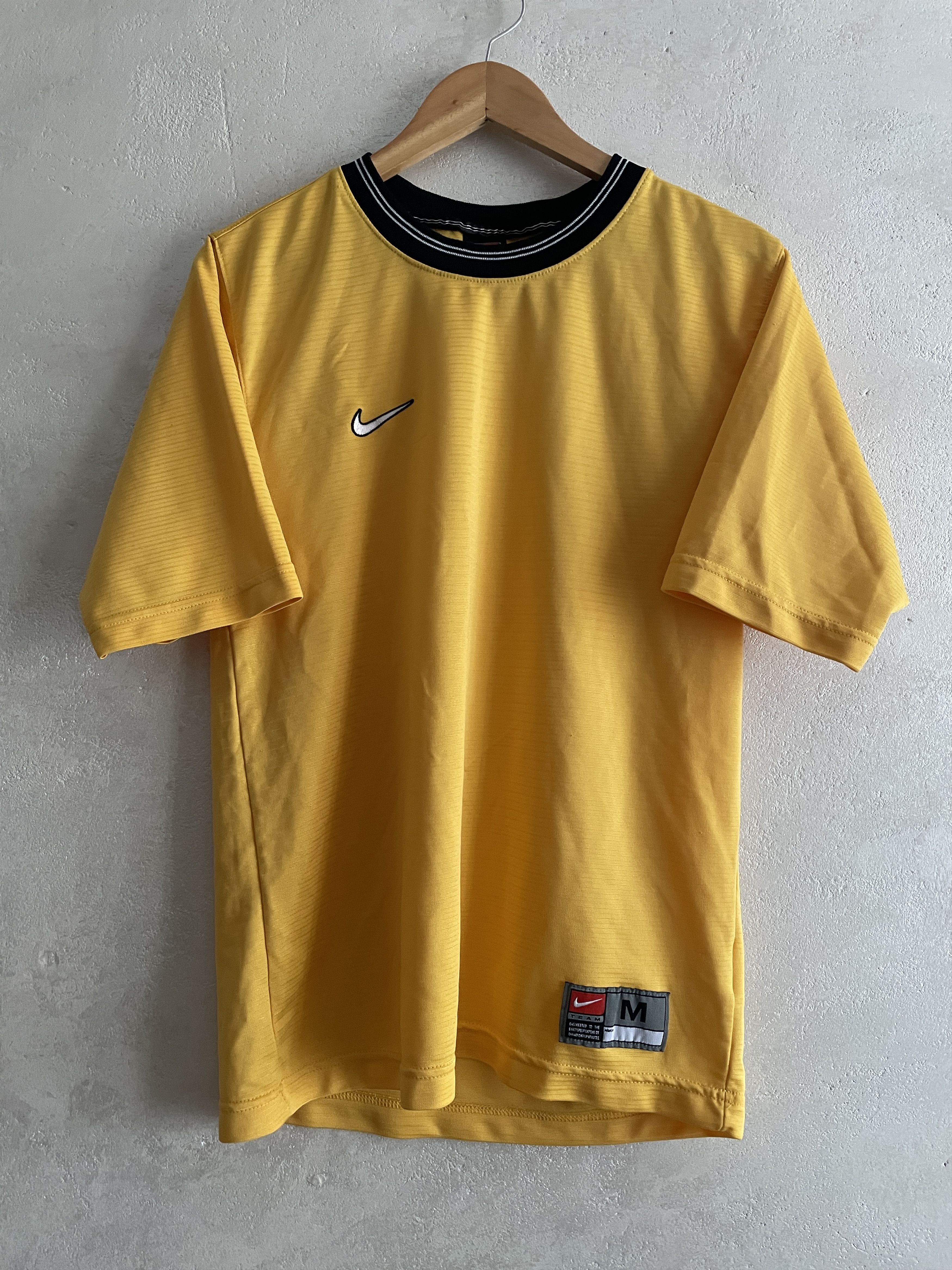 Nike Vintage Nike Template 90s Soccer Jersey Football Shirt Size US M / EU 48-50 / 2 - 1 Thumbnail