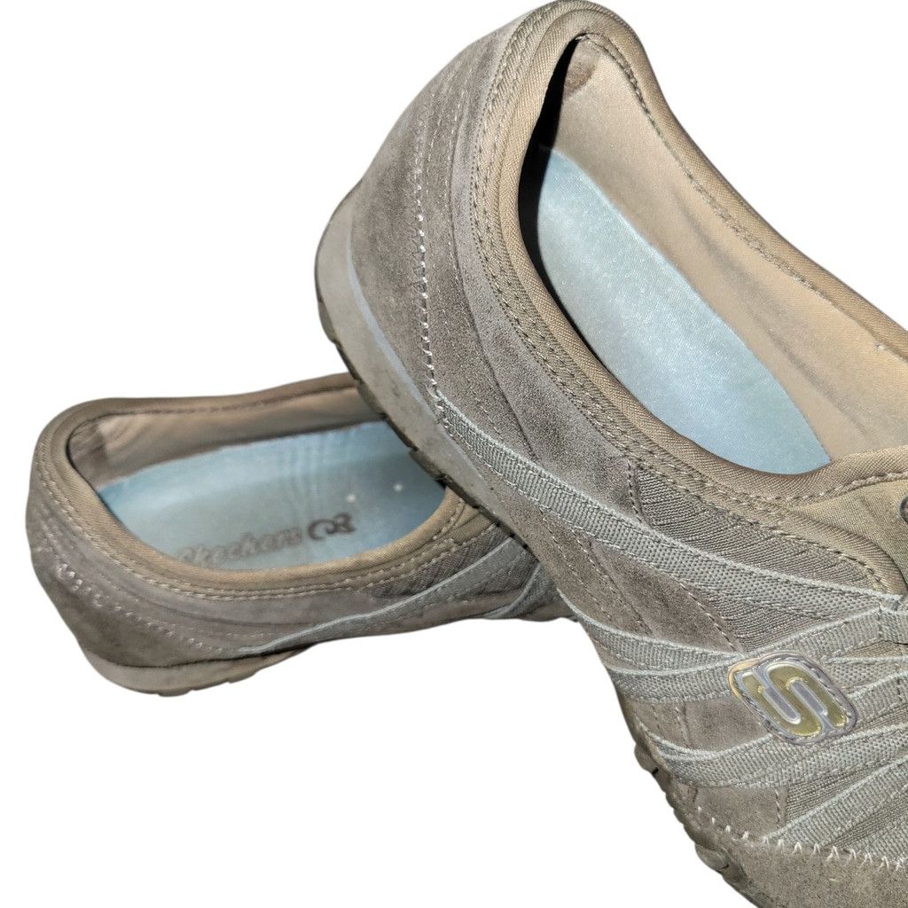 SKECHERS Skechers Slip-on Women's Size 9 Suede Grey/Blue Flat Shoes Size US 9 / IT 39 - 2 Thumbnail