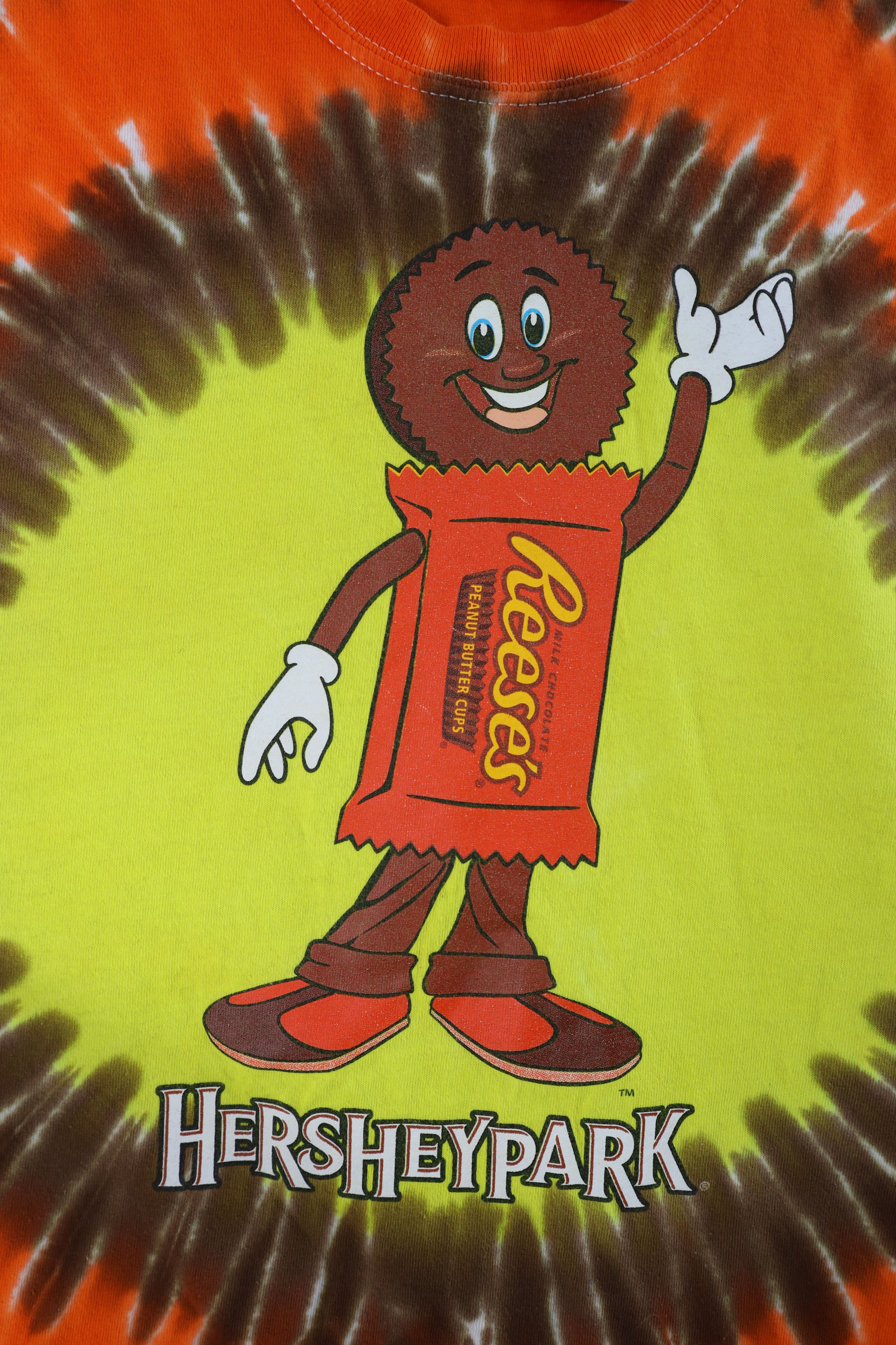 Vintage Vintage 90s Out Hershey Park Reeses Cup Tie Dye T-Shirt Size US L / EU 52-54 / 3 - 4 Thumbnail